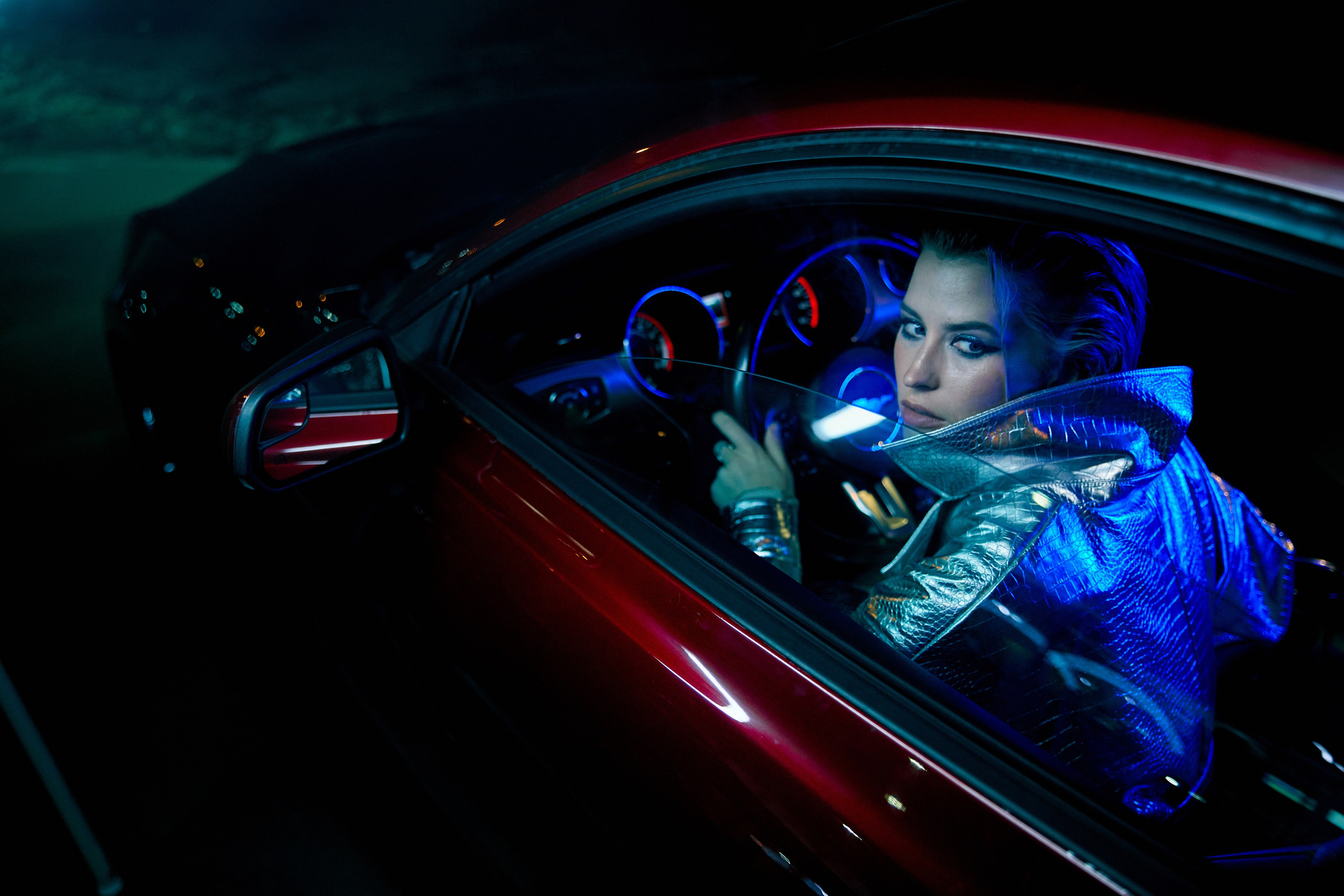 NIGHT OBSESSION. Yulia Otroschenko