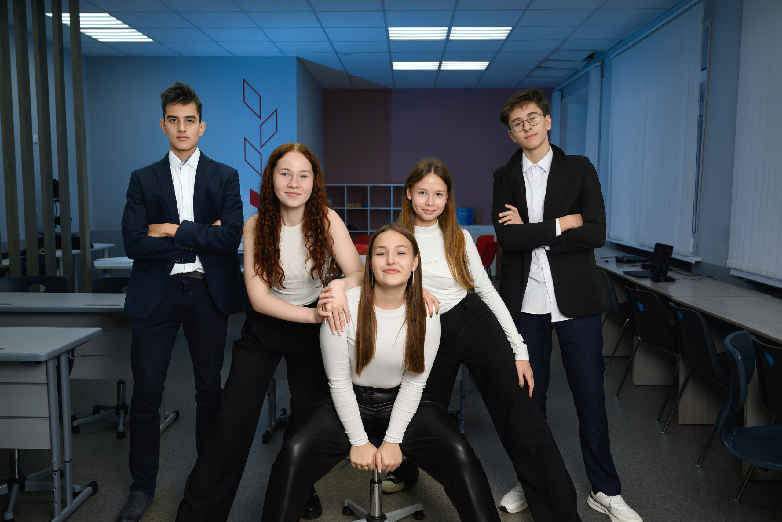 Старшая школа. Фото. Современные выпускные альбомы. Воткинск