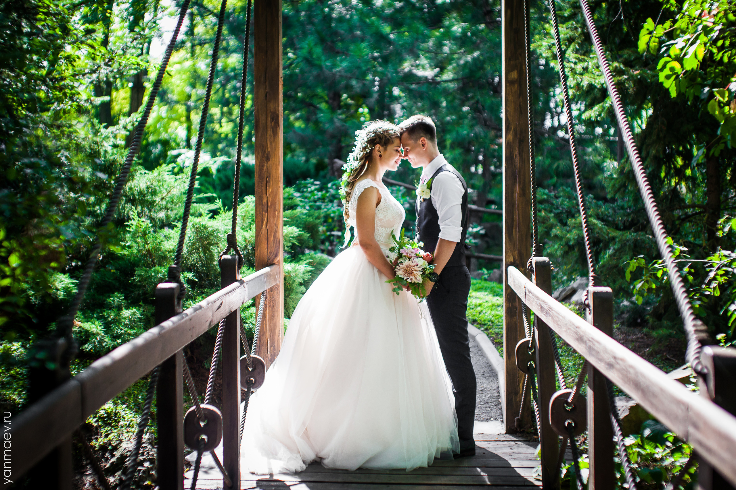 Свадебное портфолио фотографа. Свадебная, репортажная и бизнес съёмка в Ростове-на-Дону