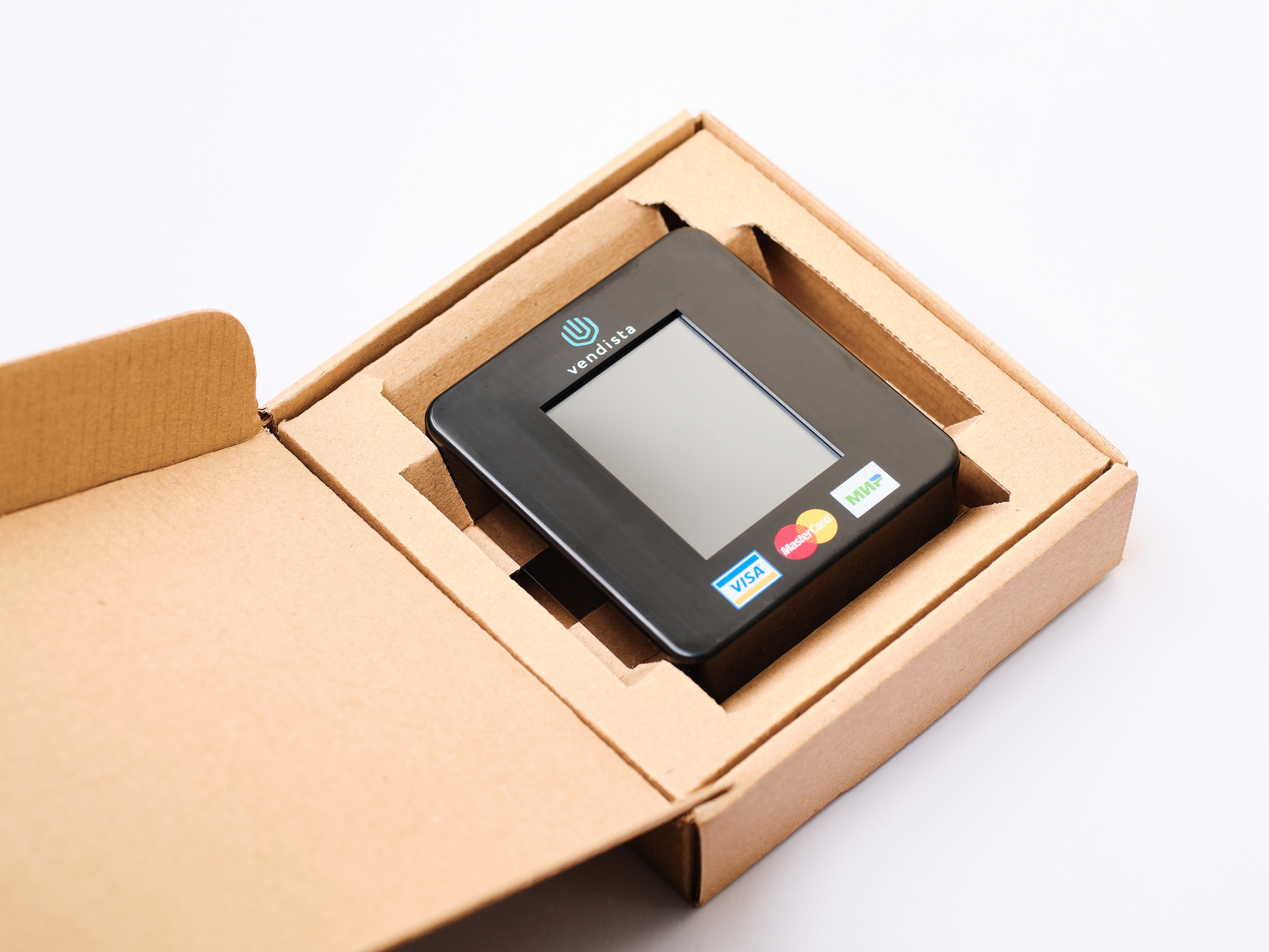 Предметная фотография. Oleg Samoilov is a documentary photographer for brands that value an honest story