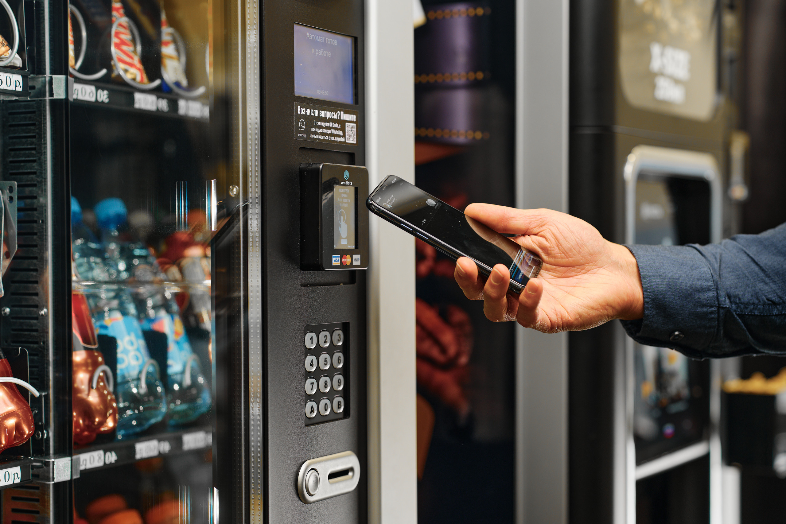 Предметная фотография. Oleg Samoilov is a documentary photographer for brands that value an honest story