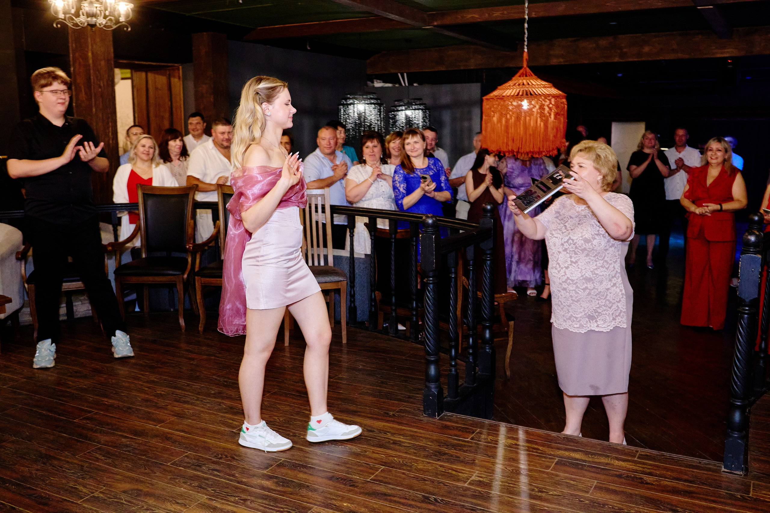 Выпускной 35 Сош. Фотограф Выпускные альбомы Таганрог Сергей Коробченко