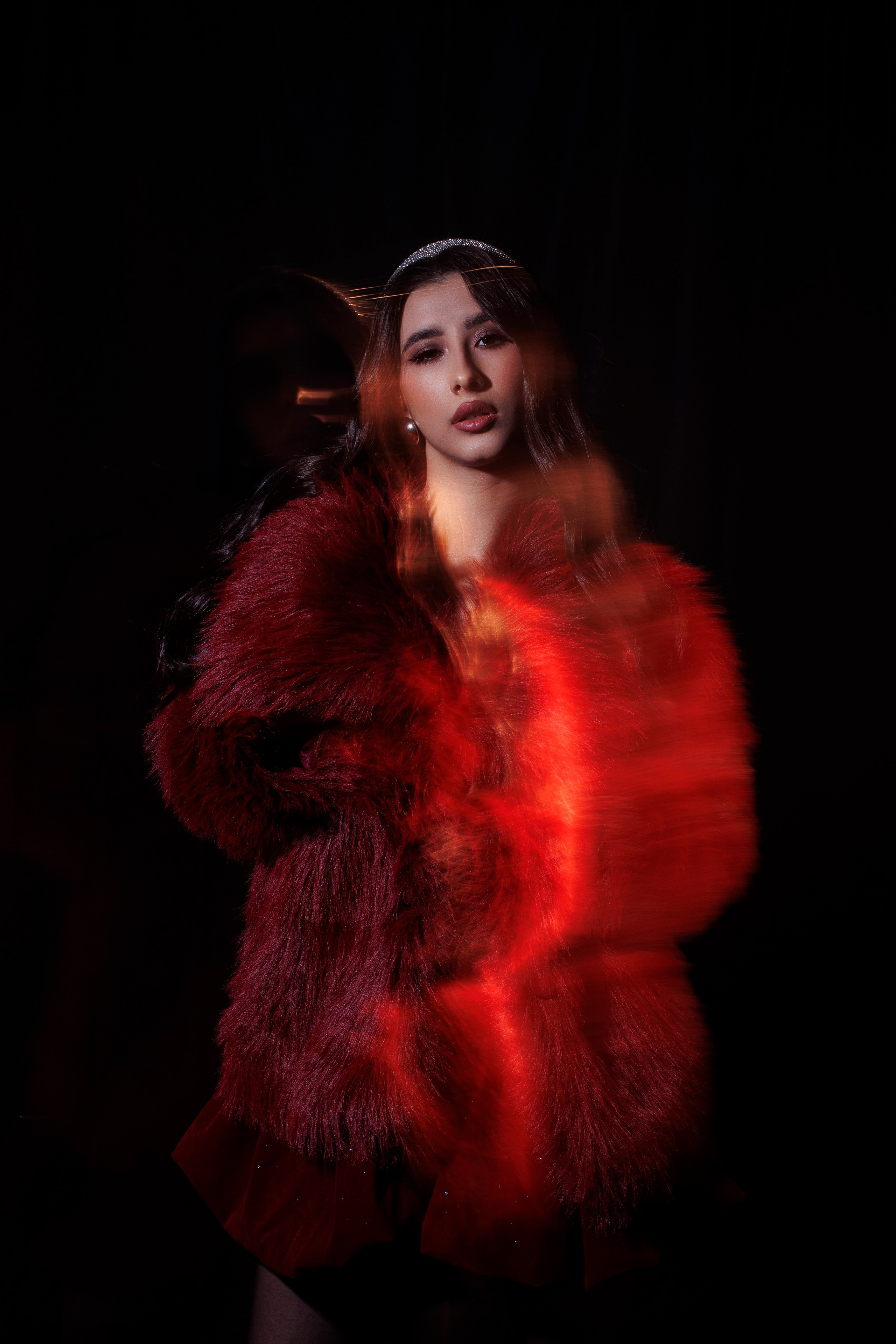 Фотосессия в студии. Я — фотограф, который помогает запечатлеть самые важные моменты вашей жизни!