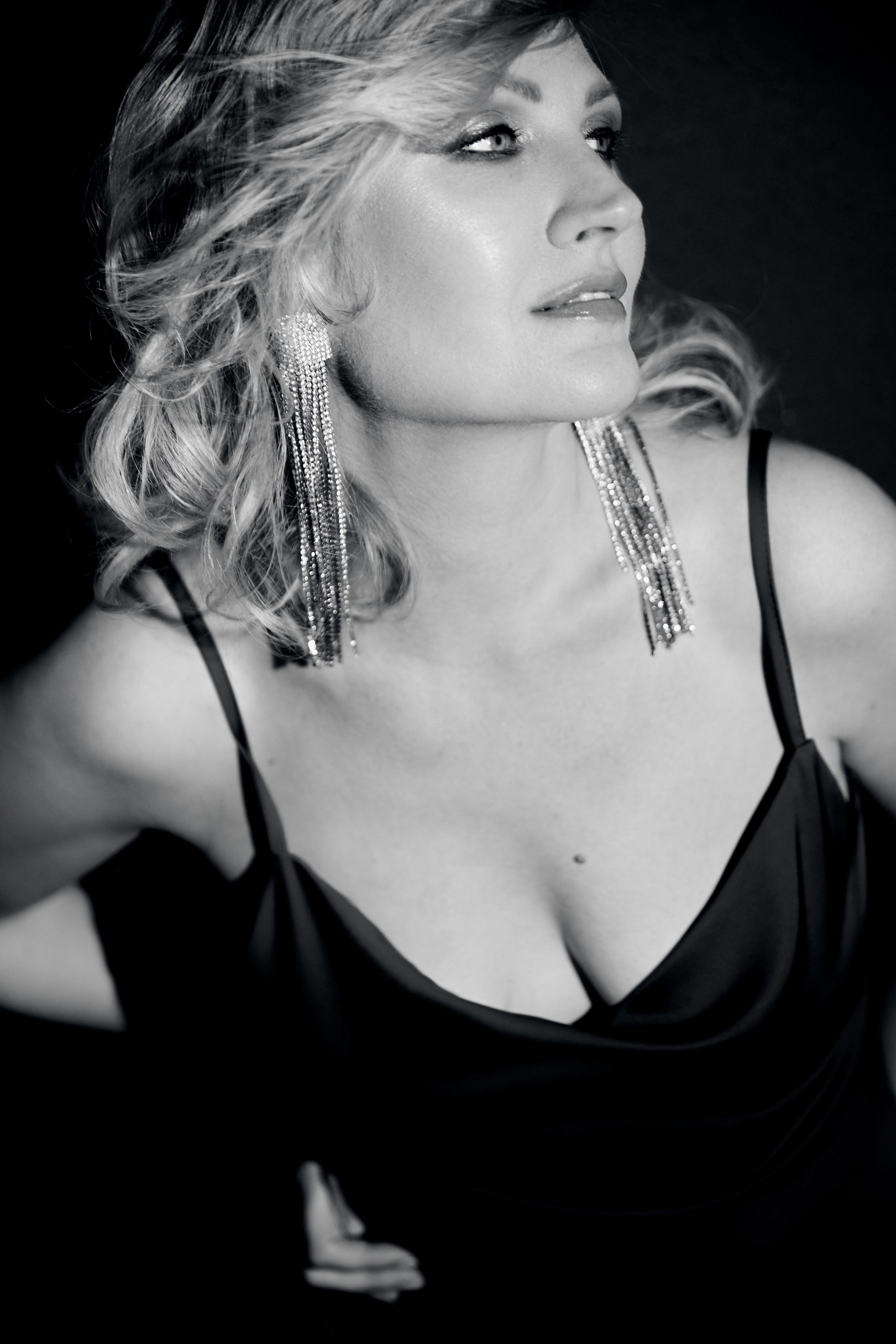 ELENA. Yulia Otroschenko