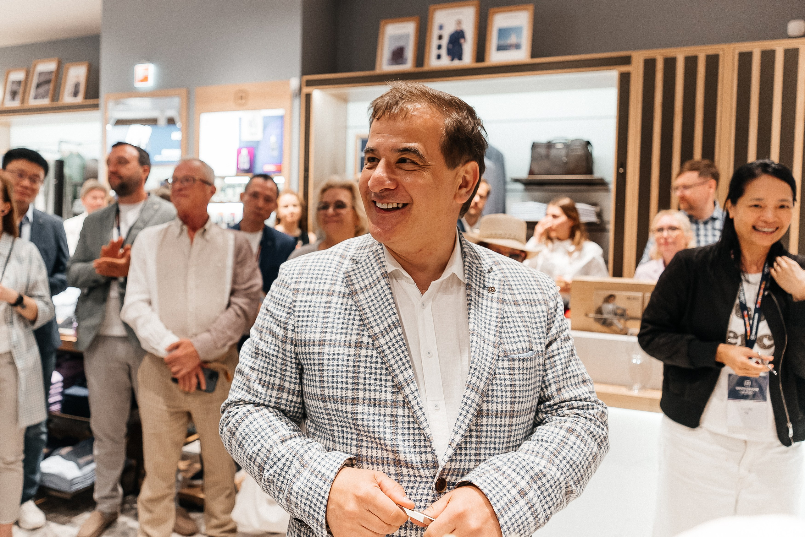 Henderson. Павел Краснов — Свадебный и репортажный фотограф в Москве