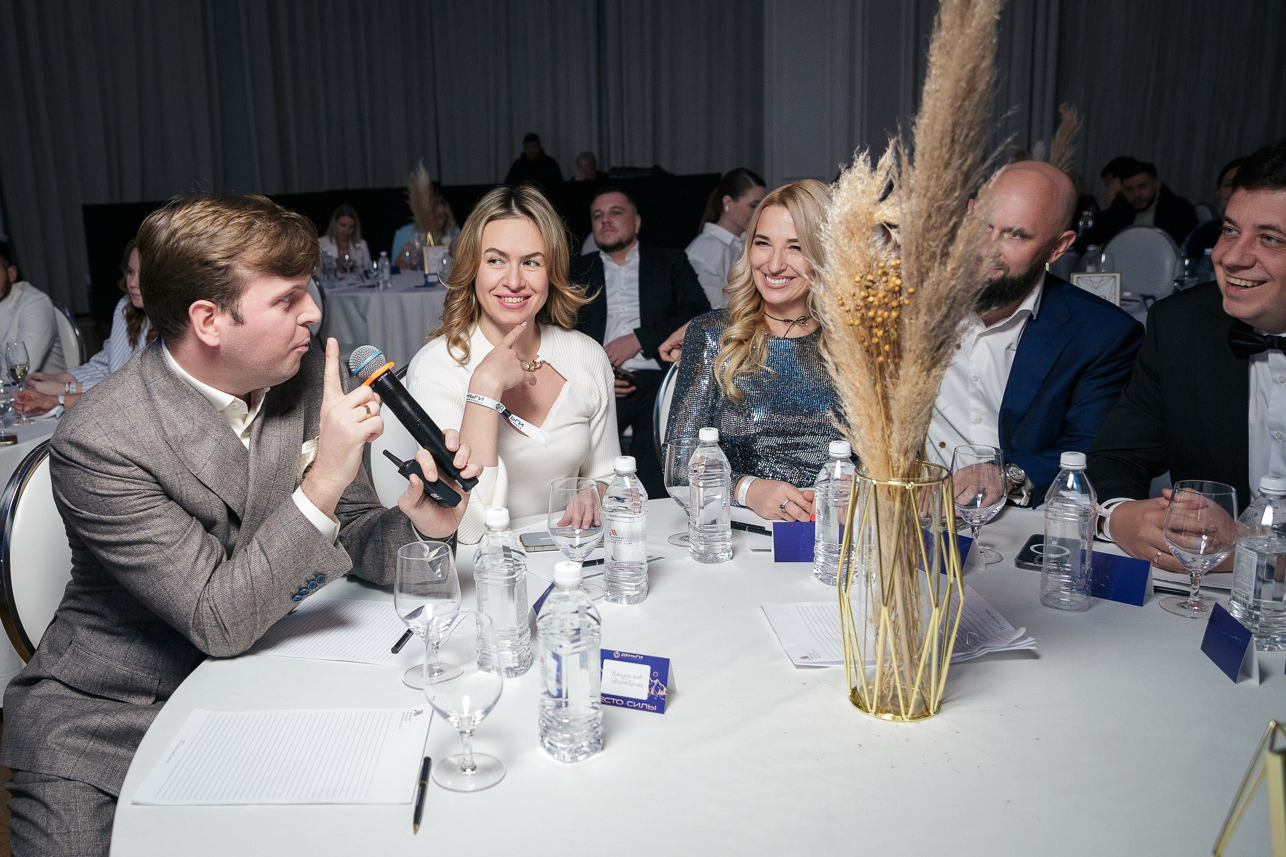 День рождения клуба «Деньги» 6 лет 2025. Репортажный Фотограф Александр Назаров. Москва и М.О