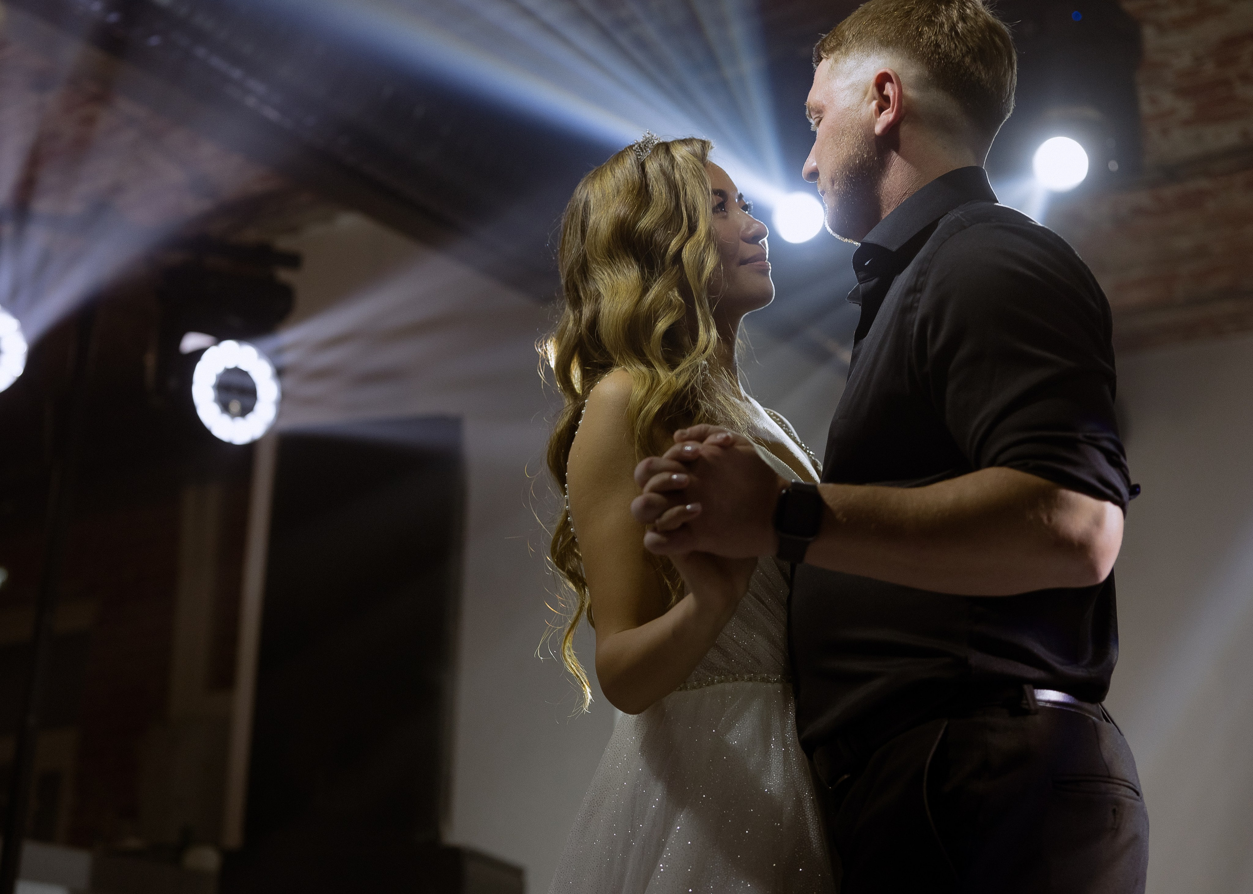 Дмитрий и Алита. Фотограф Эмиль Исякаев