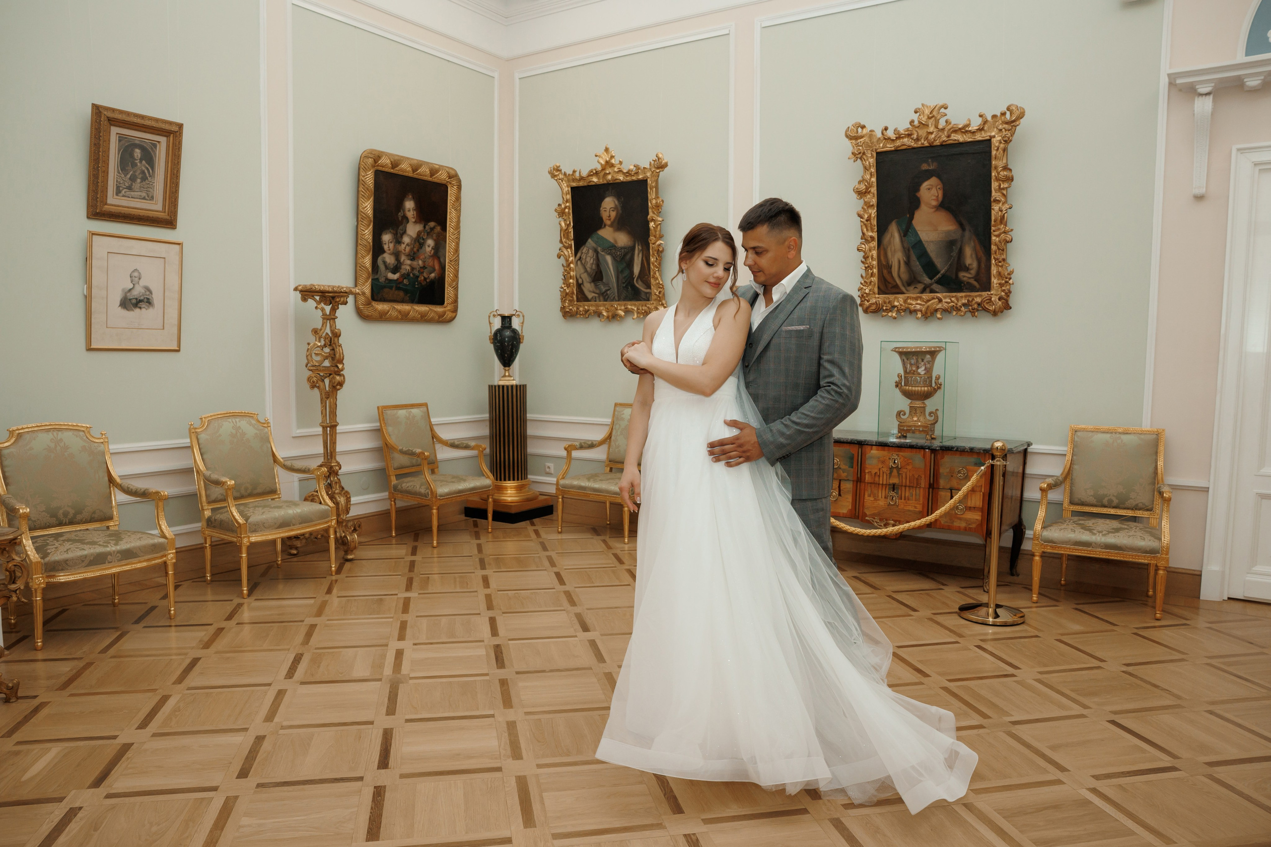 ЗАГС Бутово и Остафьево. Свадебный и репортажный фотограф (Москва, Королев и другие)