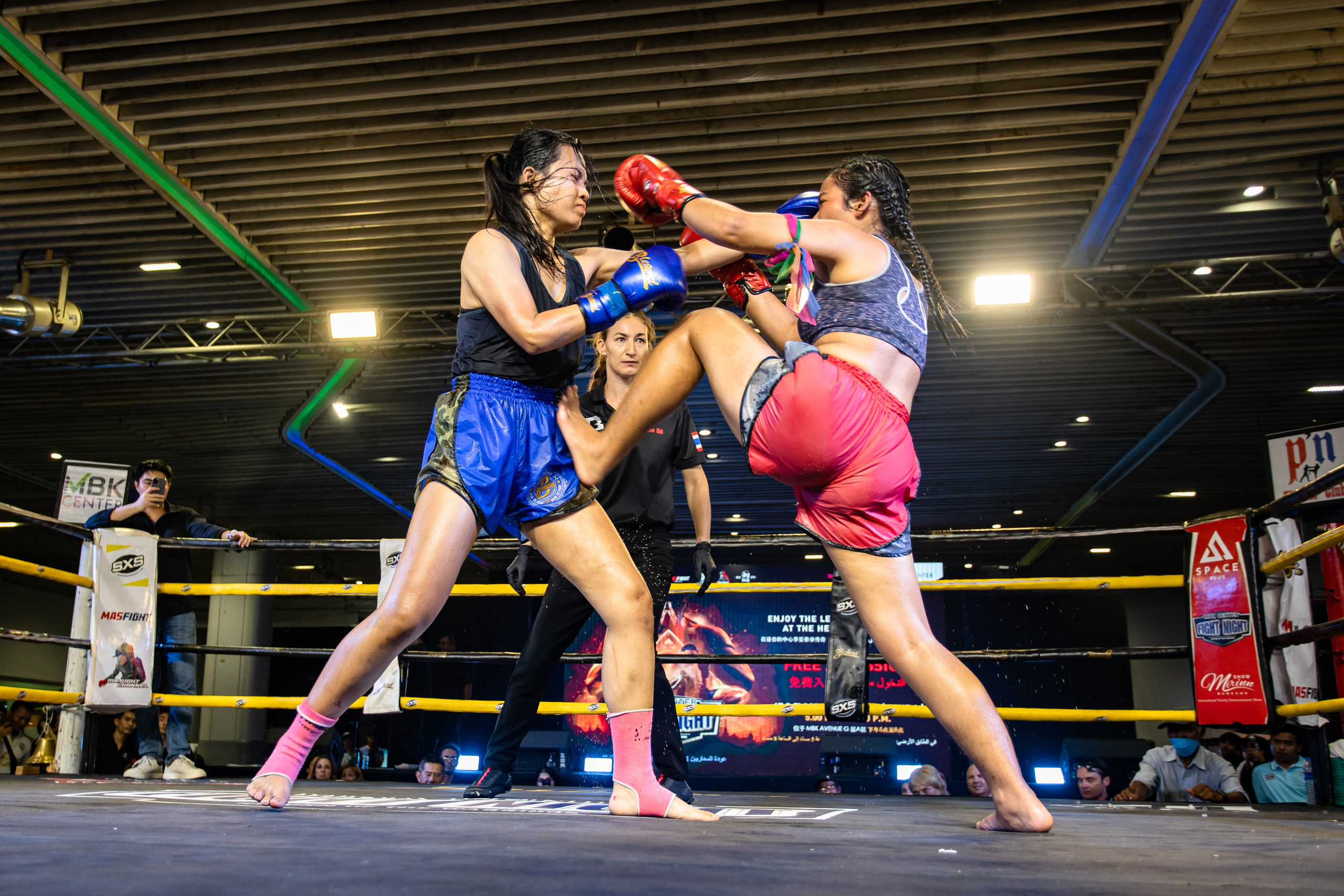 MBK Center Fight Night. Фотограф Сонкина Татьяна