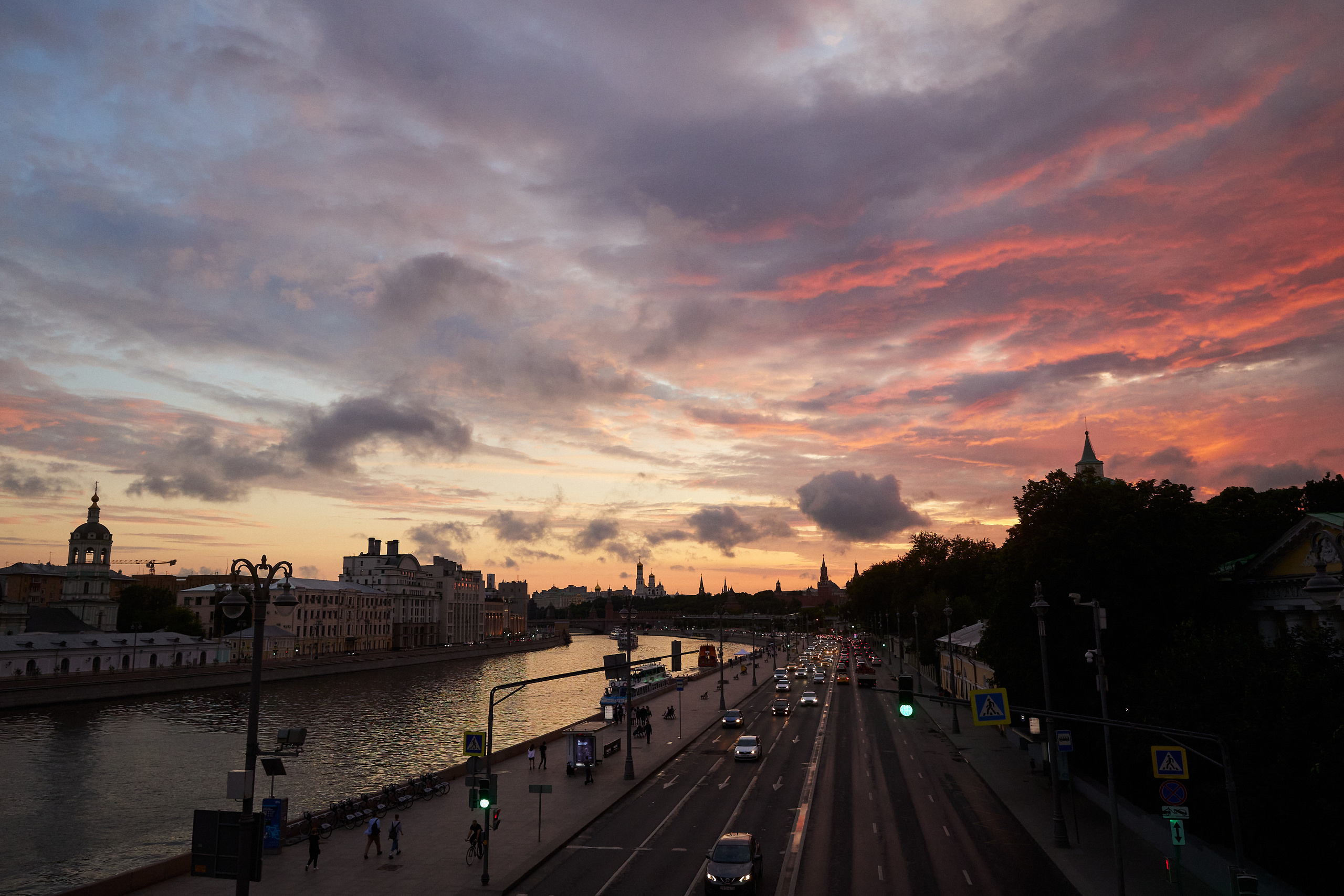 Прогулка — Ирина и Антон. Свадебный фотограф Москва Калуга