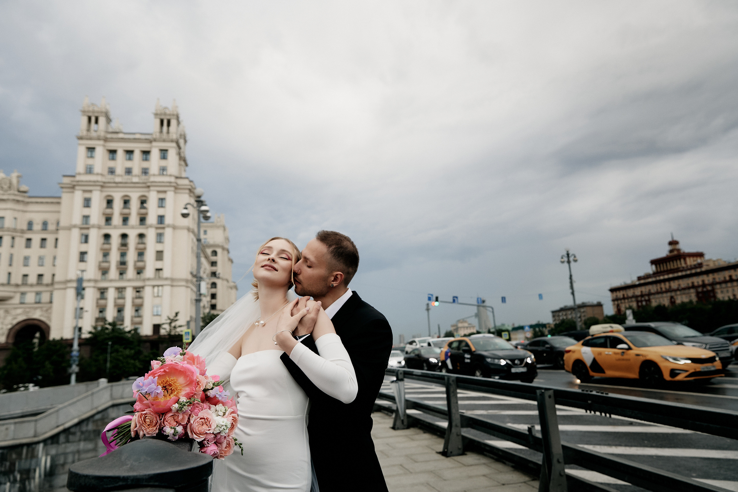 Прогулка — Ирина и Антон. Свадебный фотограф Москва Калуга