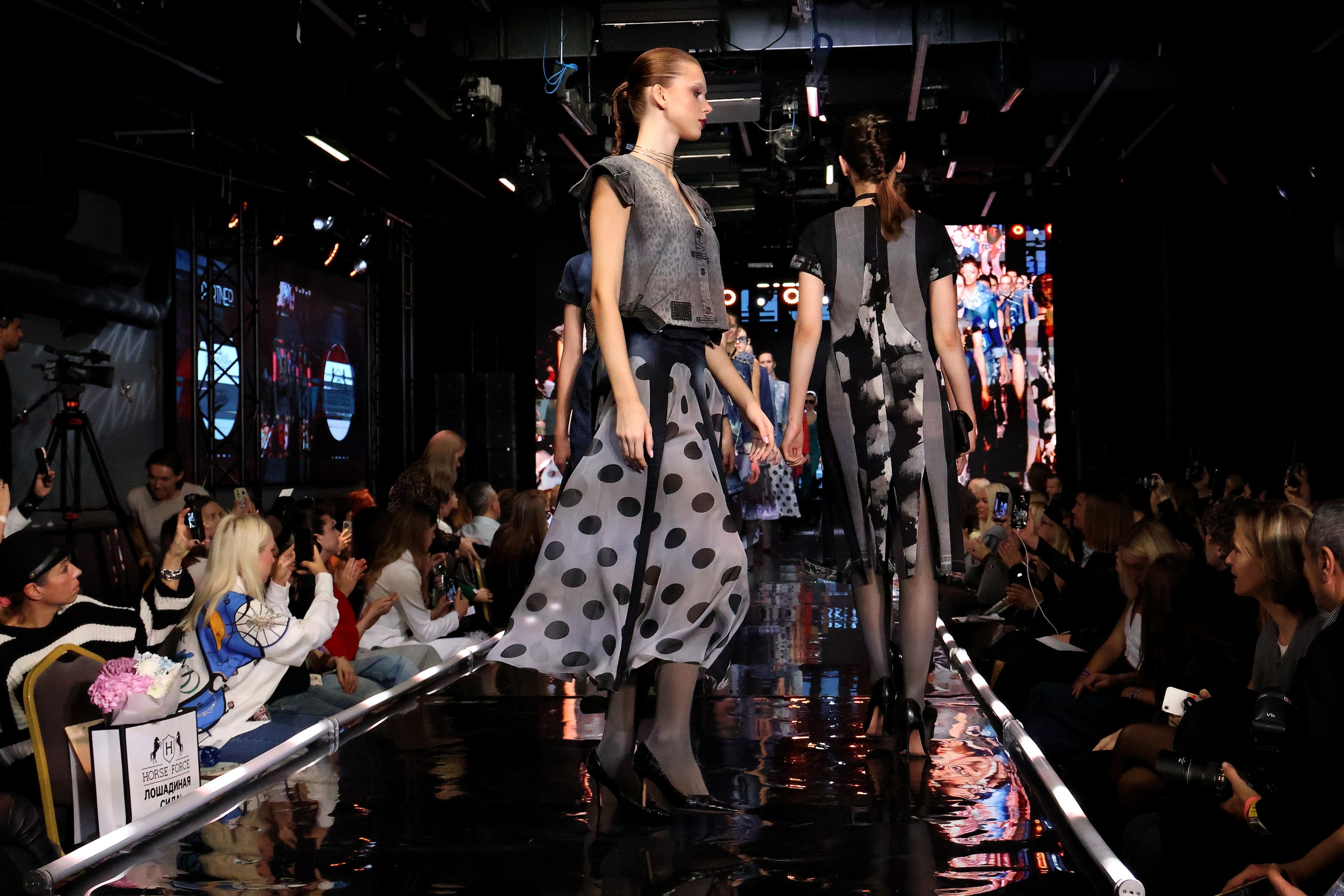 Показ МКММ на Якиманке 26. Спортивный и репортажный фотограф Ермакова Светлана