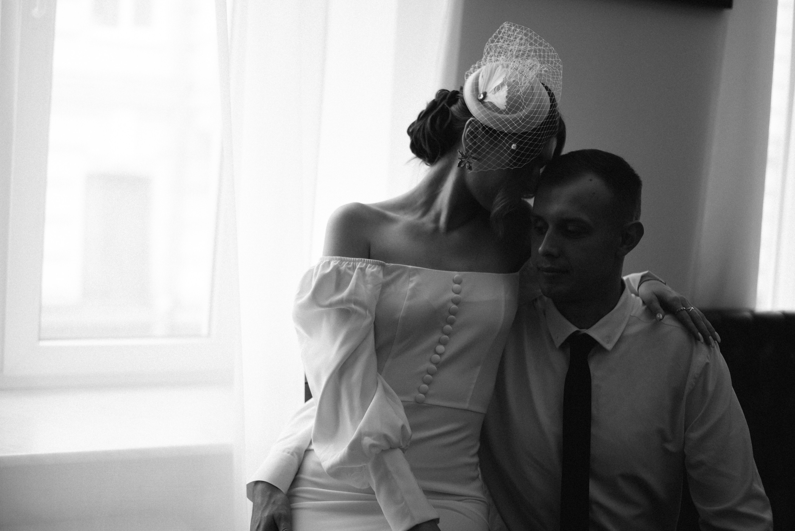 Егор и Виктория Грибоедовский ЗАГС и прогулка по городу. Фотограф Лола Волна, город Москва