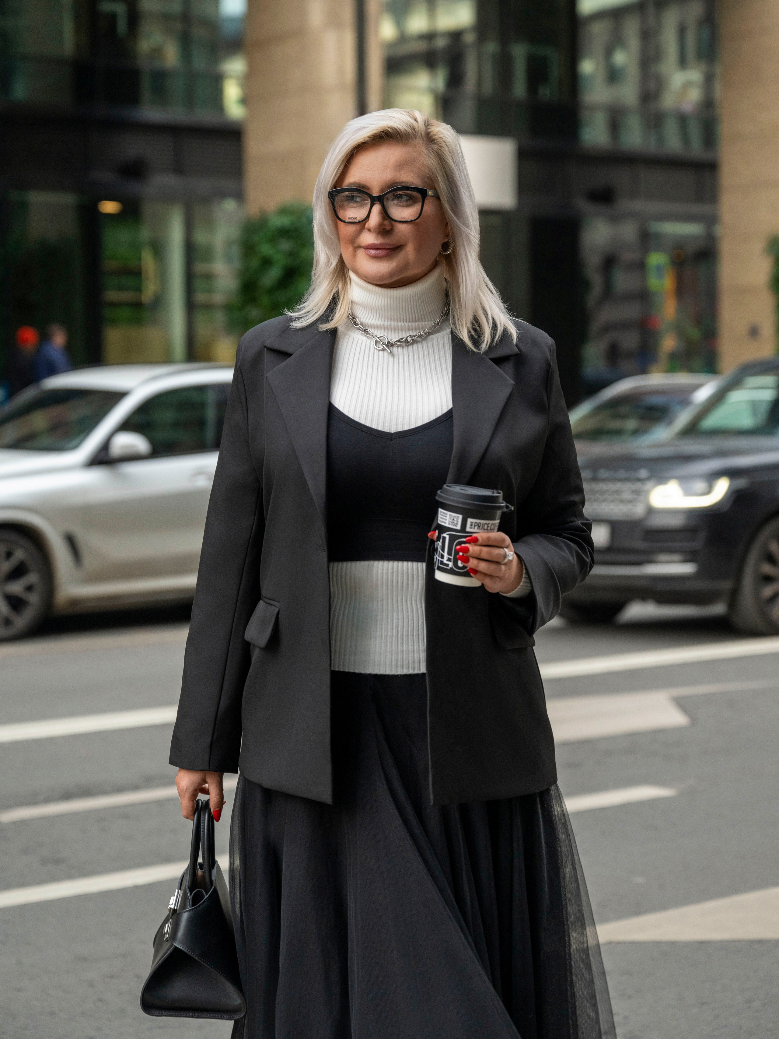 Предметная съемка, съемка для маркетплейсов, съемка для маркетплейсов с моделью, съемка для маркетов, съемка для каталога, съемка для Озон (OZON), съемка для wb, съемка для Wildberries. Фотосъемка для маркетплейсов в Екатеринбурге, Москве