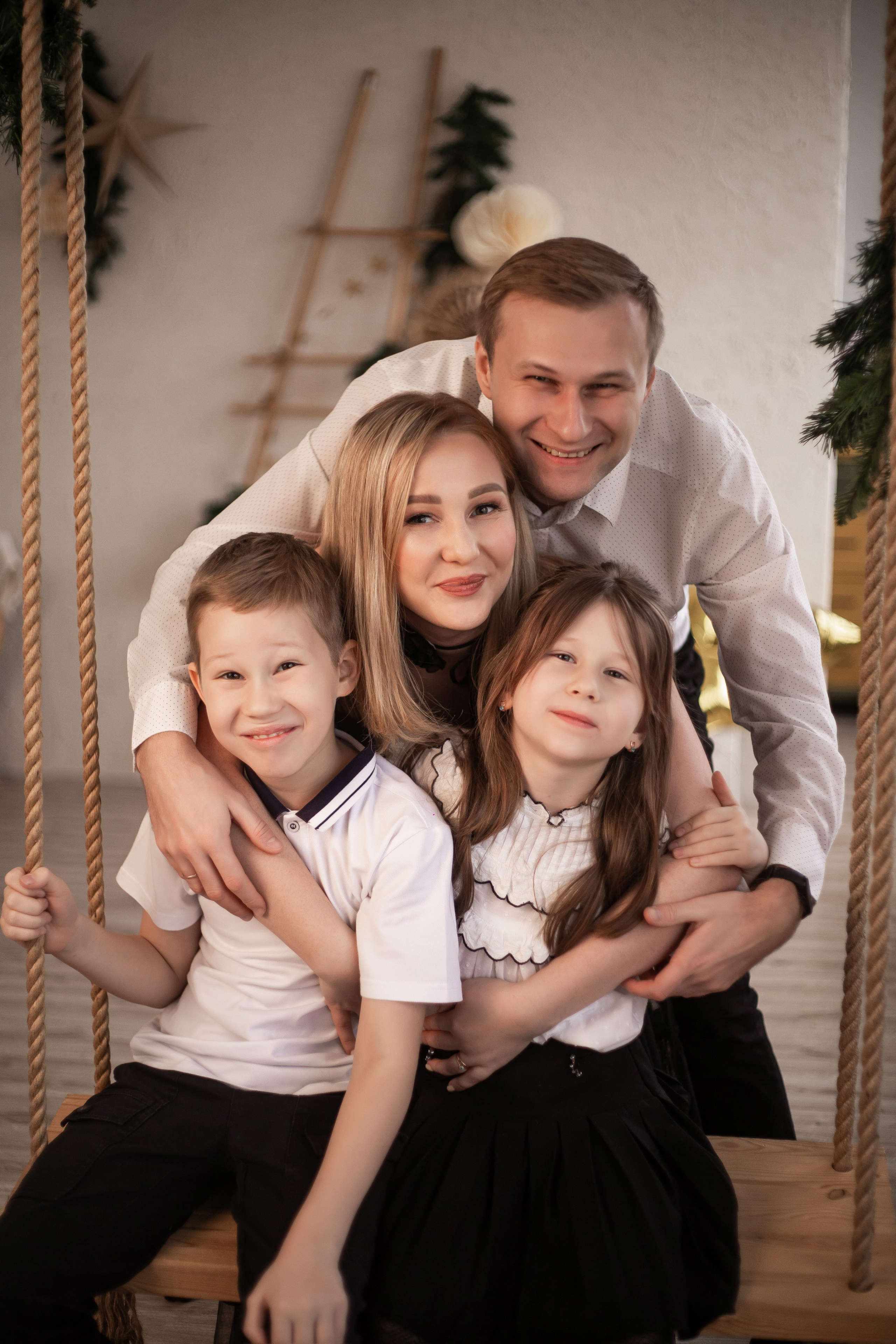 Папа Мама Ромчик и Златка. Семейная съемка — это красивый способ признаться своей семье в любви