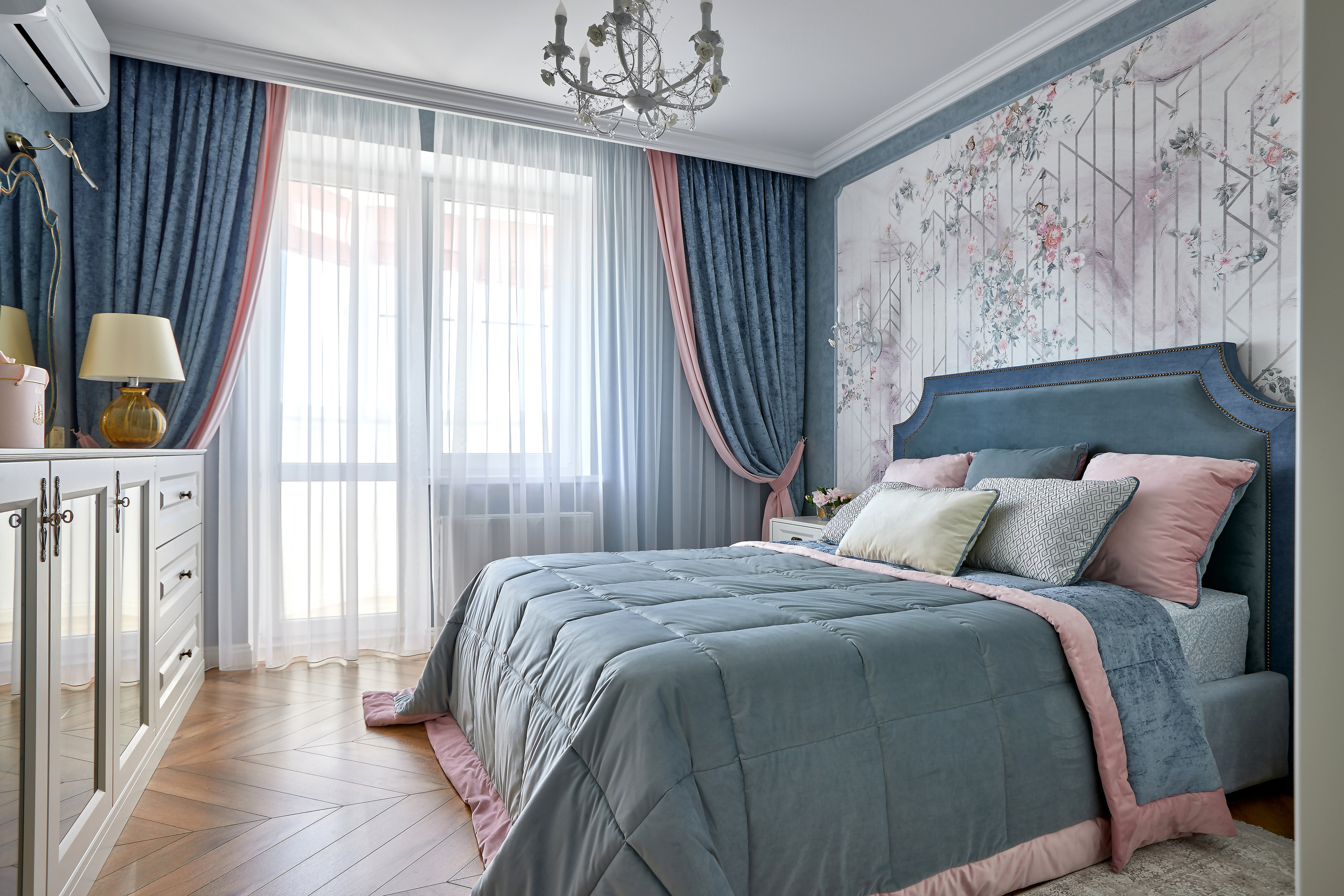 Реализованный проект дизайнера Юлии Петрухиной. Интерьерный фотограф Краснодар. Галина Ладыгина