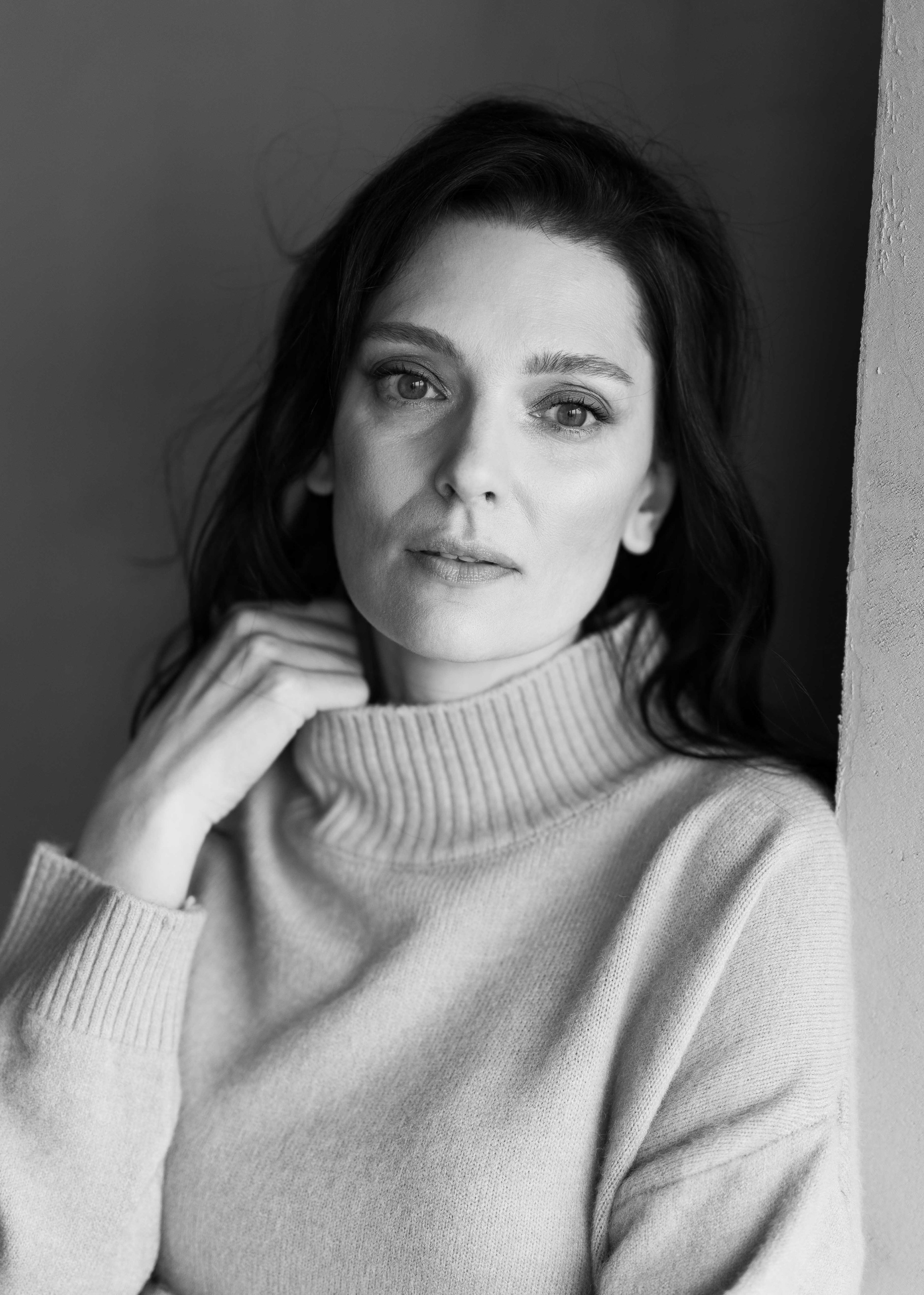 Женский портрет 35+. Женский портретный фотограф 35+ Воронеж. Добро пожаловать в магию ЧБ портрета