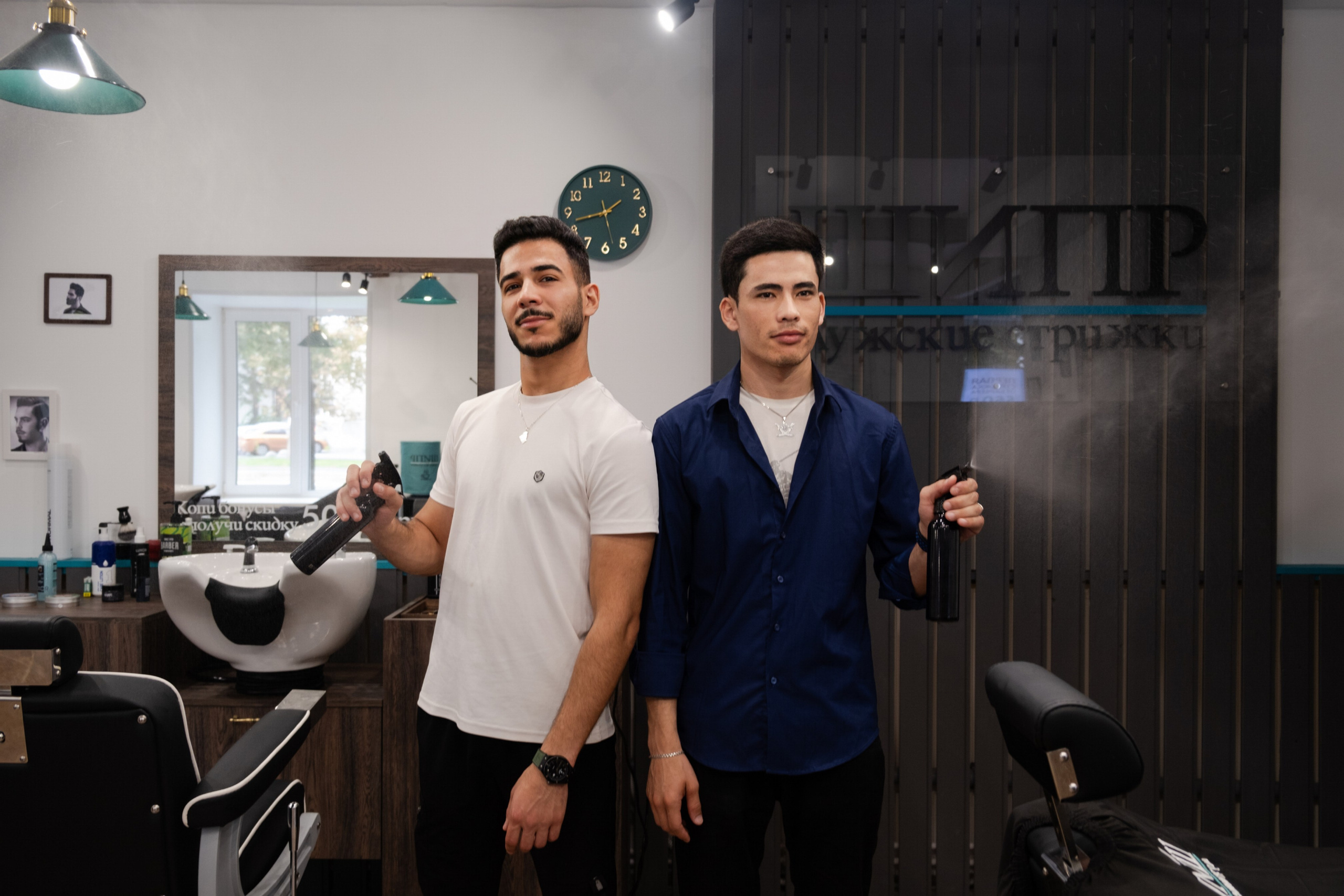 Съемка для барбершопа. Фотограф на камеру и мобильная съемка в Казани Лидия