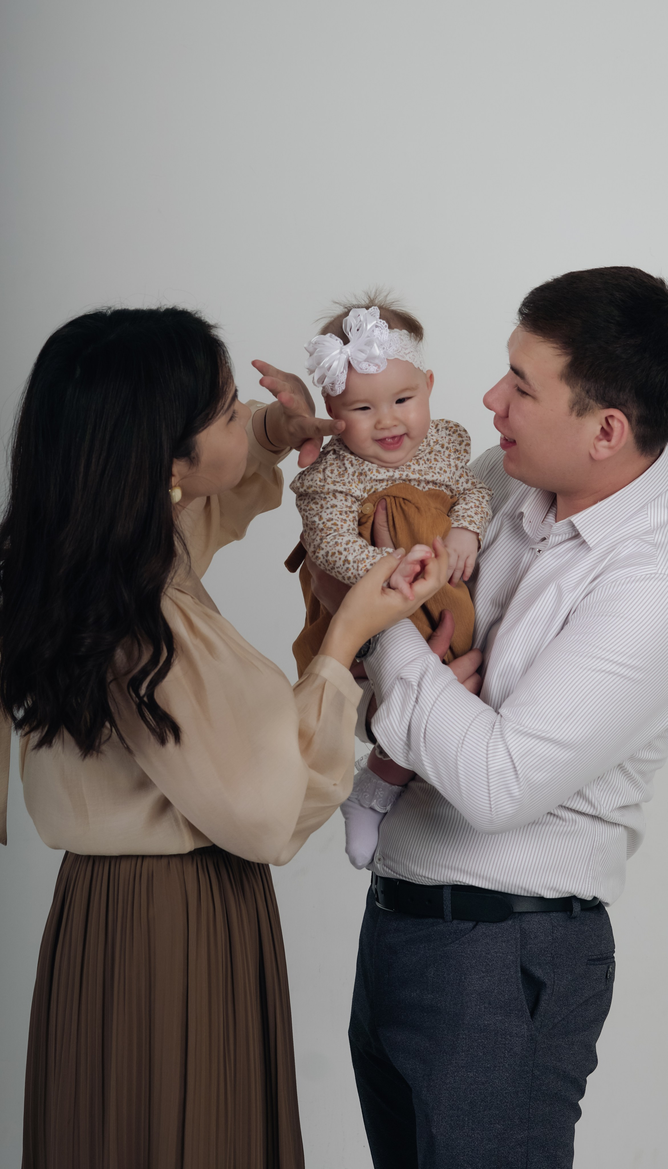 Family story. Уличный и студийный фотограф в Астане Ержанов Нурасыл