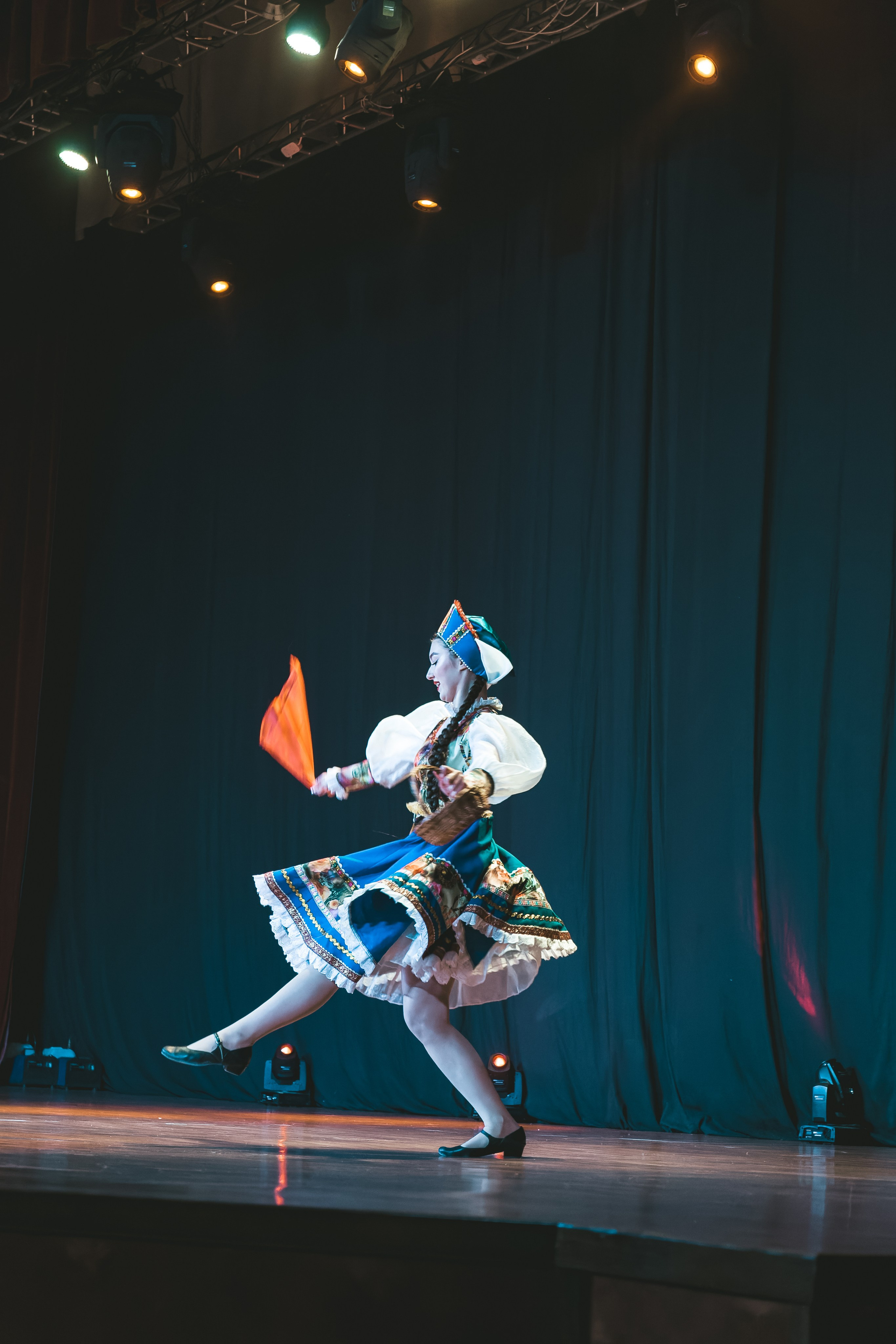 СмолГУ — Зеленое Яблоко — 2023. Танец. KiPPER Gallery — Фотограф