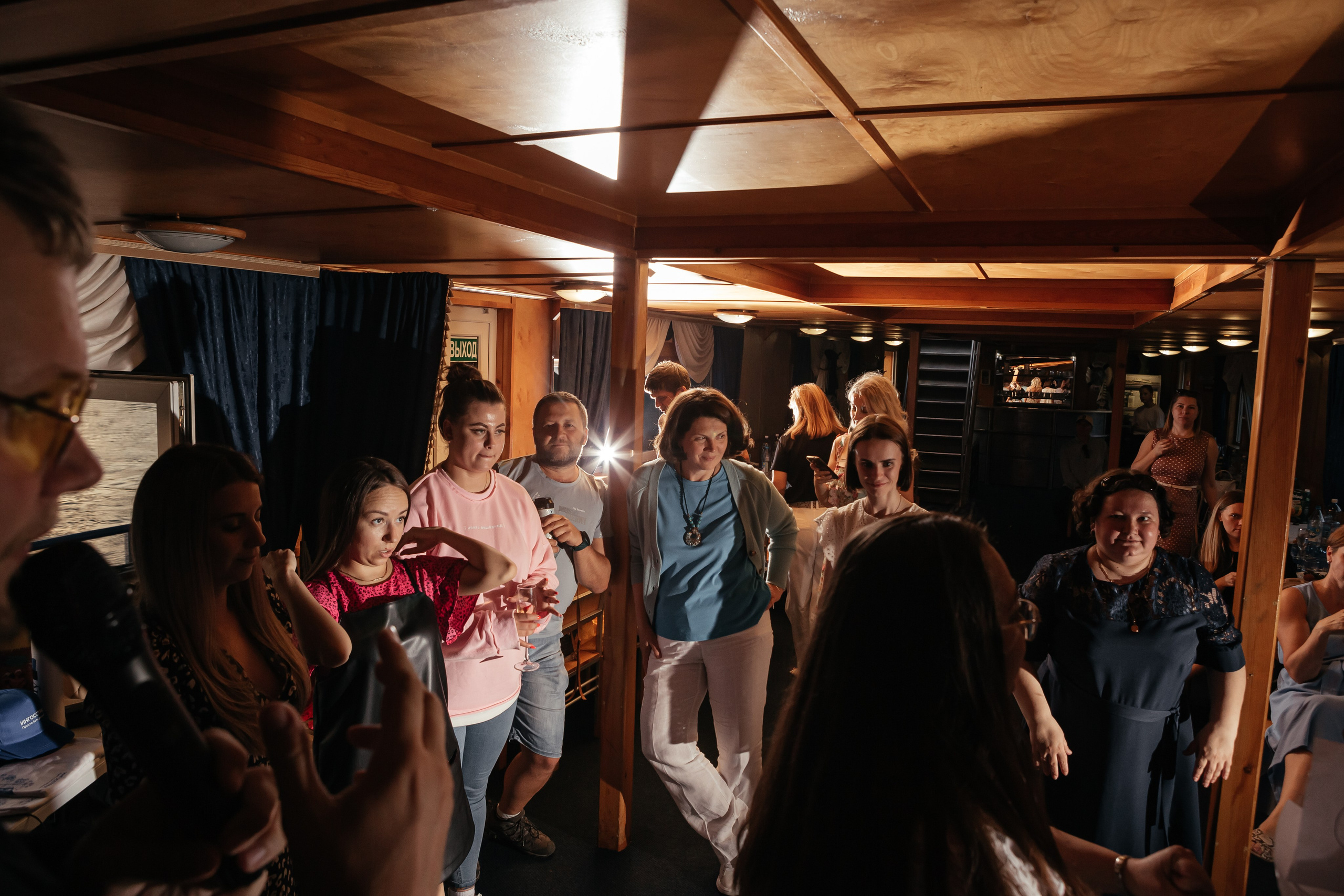 Съёмка корпоратива в Красноярске. Свадебный и семейный фотограф В Красноярске Андрей Юсенков