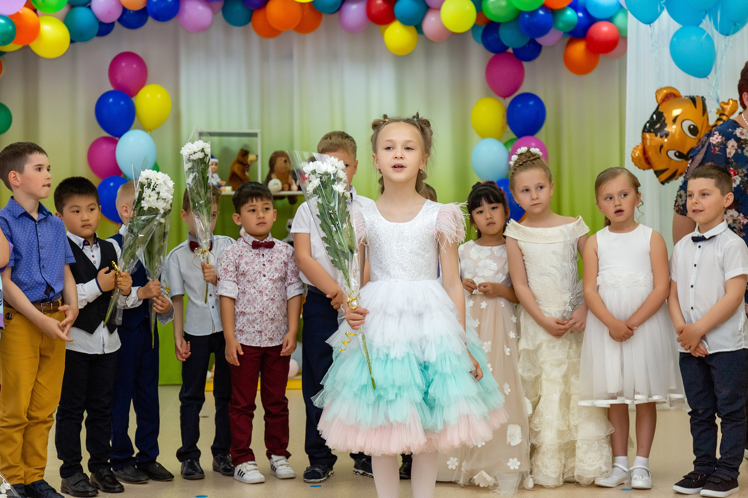 Выпускной. Детский сад «Тигрёнок». Стильный выпускной альбом Владивосток фотограф Вероника Мигачева