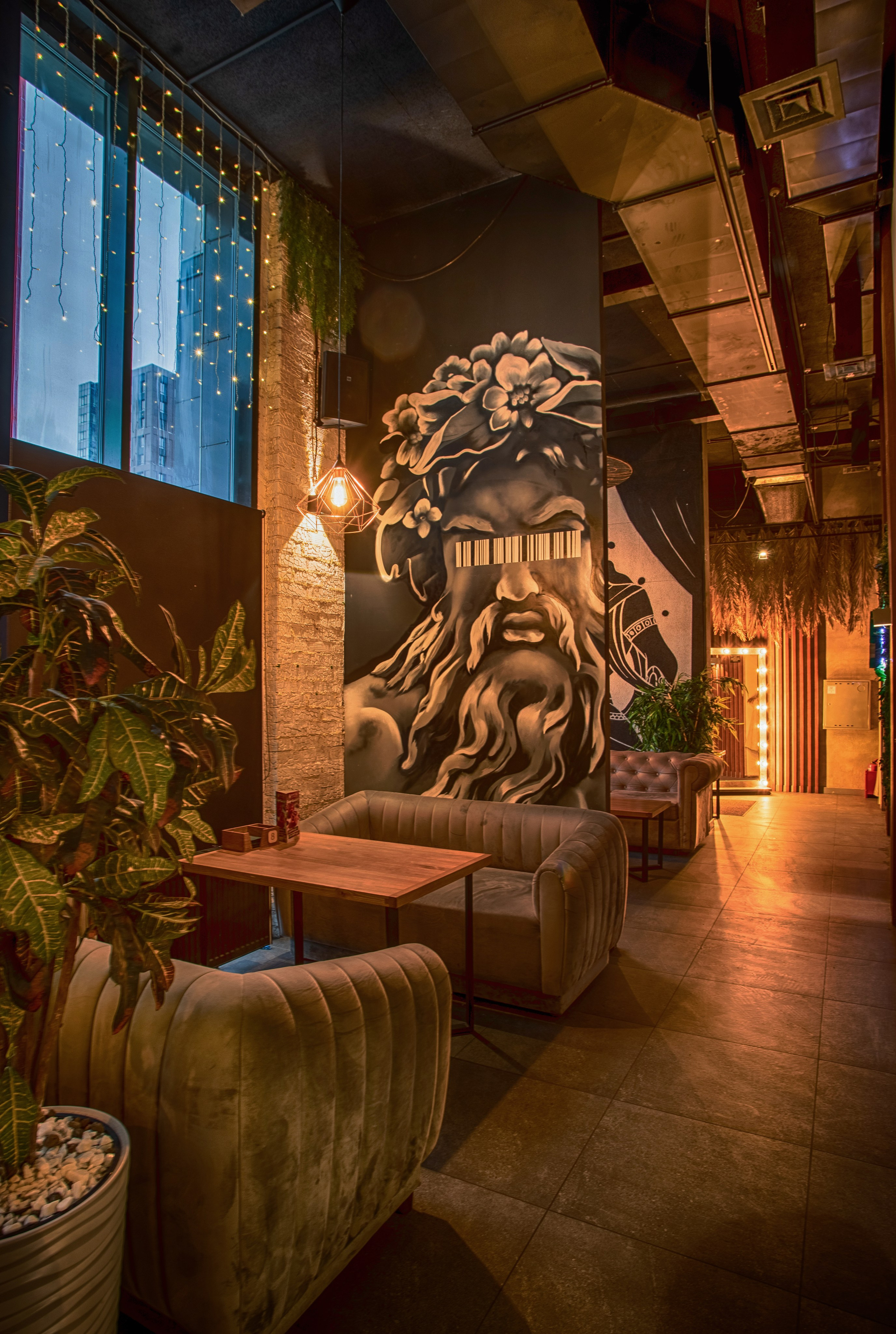 Интерьер кальянной Мята Lounge Уфа, фото Алексея Муравьёва, уютная зона отдыха с кальянами,Кальянная Мята Lounge Уфа, съёмка фотографа Алексея Муравьёва, стильный дизайн, комфортная атмосфера,Зона отдыха Мята Lounge Уфа, современные кальяны, барная стойка, фото Алексея Муравьёва,Интерьер Мята Lounge Уфа, мягкие диваны, приглушённый свет, кальяны, работа фотографа Алексея Муравьёва,Кальянная Мята Lounge Уфа, место для расслабления, общения, съёмка Алексея Муравьёва,Мята Lounge Уфа, атмосфера уюта, дыма кальянов, фото Алексея Муравьёва,Кальяны, релакс, Мята Lounge Уфа, фотография Алексея Муравьёва,Стильный лаунж, Мята Lounge Уфа, работа фотографа Алексея Муравьёва,Уютный лаунж, кальяны, Мята Lounge Уфа, фото Алексея Муравьёва,Расслабление, Мята Lounge Уфа, кальяны, комфорт, съёмка Алексея Муравьёва,Тёплая атмосфера лаунжа, Мята Lounge Уфа, мягкие кресла, дым кальянов, приятная музыка, фото Алексея Муравьёва,Расслабляющий интерьер, Мята Lounge Уфа, идеальное место для вечера, работа фотографа Алексея Муравьёва,Современная кальянная, Мята Lounge Уфа, стиль, комфорт, атмосфера, съёмка Алексея Муравьёва,Уютный лаунж-пространство, Мята Lounge Уфа, изысканные кальяны, фото Алексея Муравьёва,Мята Lounge Уфа, стиль, комфорт, дым кальянов, работа фотографа Алексея Муравьёва,Барная стойка, кальяны, лаунж, Мята Lounge Уфа, съёмка Алексея Муравьёва,Современные кальяны, интерьер, Мята Lounge Уфа, фото Алексея Муравьёва,Декор лаунжа, Мята Lounge, стильные элементы, Уфа, работа фотографа Алексея Муравьёва,Зона кальянов, Мята Lounge Уфа, уют, стиль, съёмка Алексея Муравьёва,Атмосфера лаунжа, мягкие диваны, кальяны, Мята Lounge Уфа, фото Алексея Муравьёва