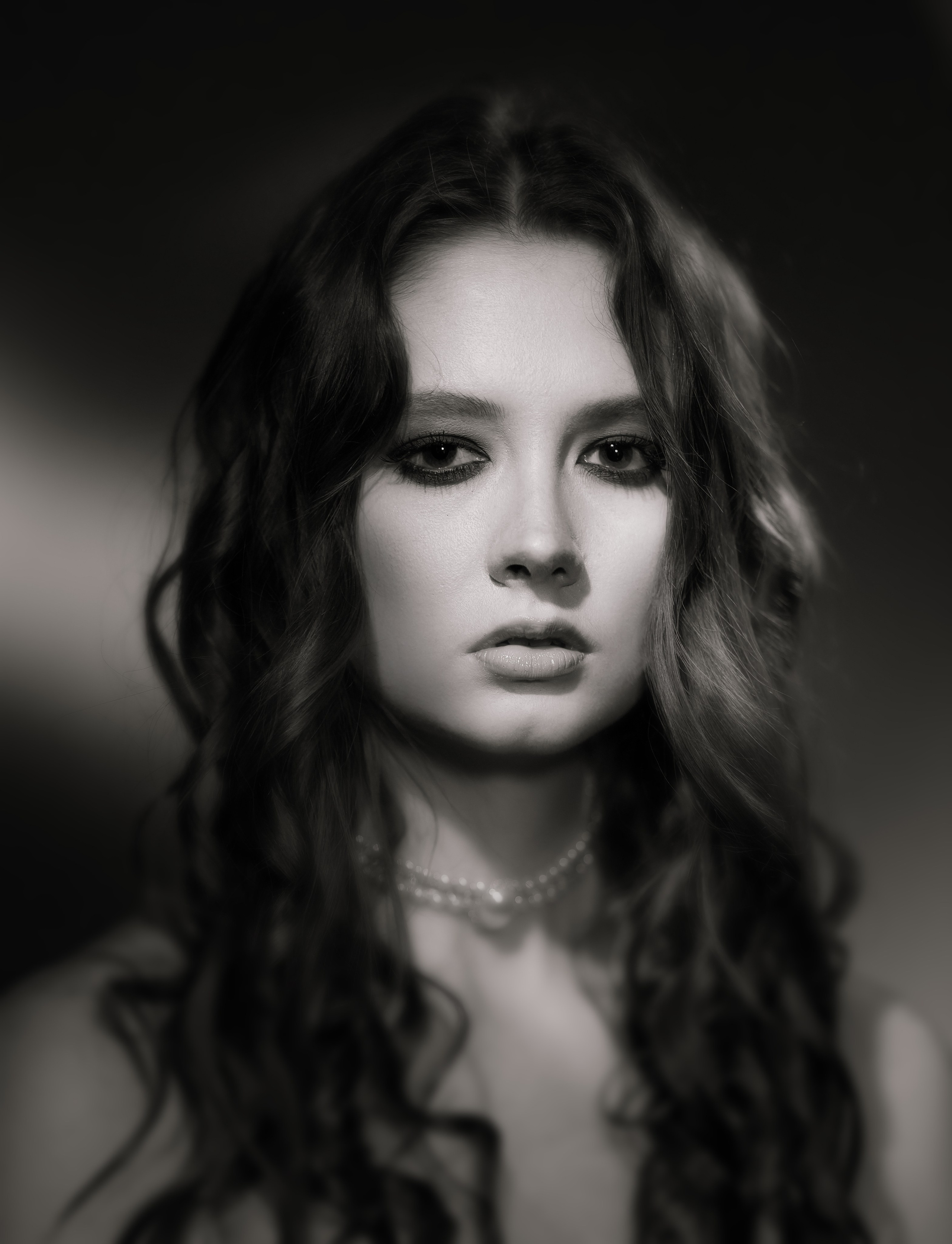 Диана Шеметова портрет. Портретная съемка в Москве, студийный фотограф Игорь Фомин