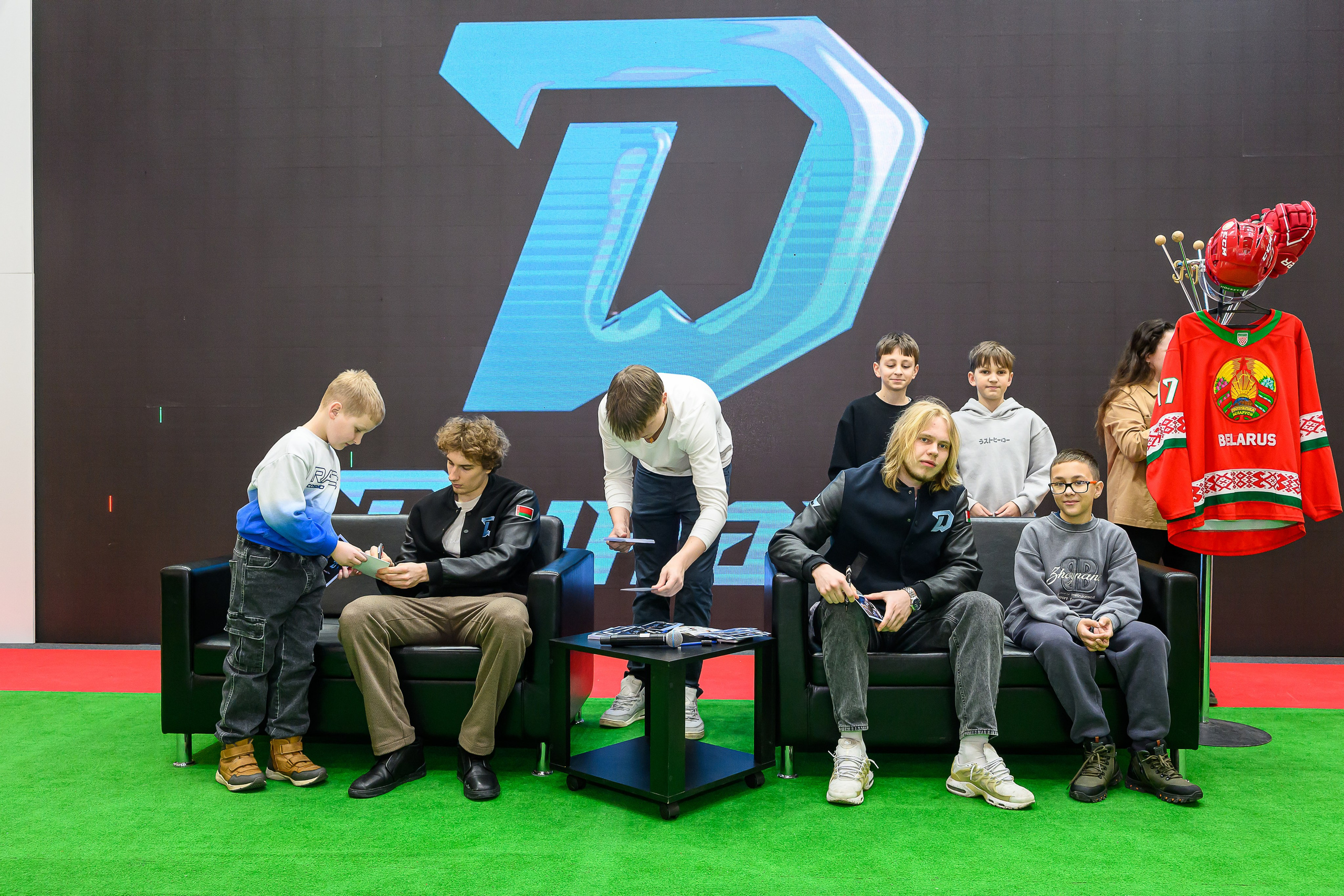 @hcdinamo.by. Фотоуслуги, услуги фотографа, фотографирование важных событий