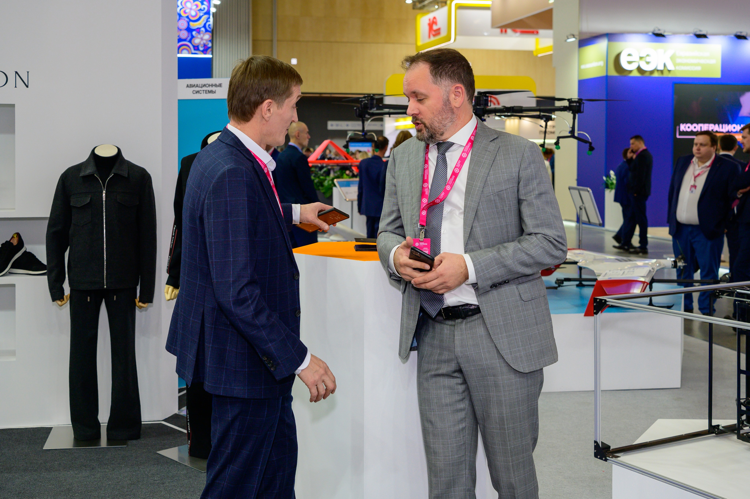 BigindustrialweekBelarus. Фотоуслуги, услуги фотографа, фотографирование важных событий