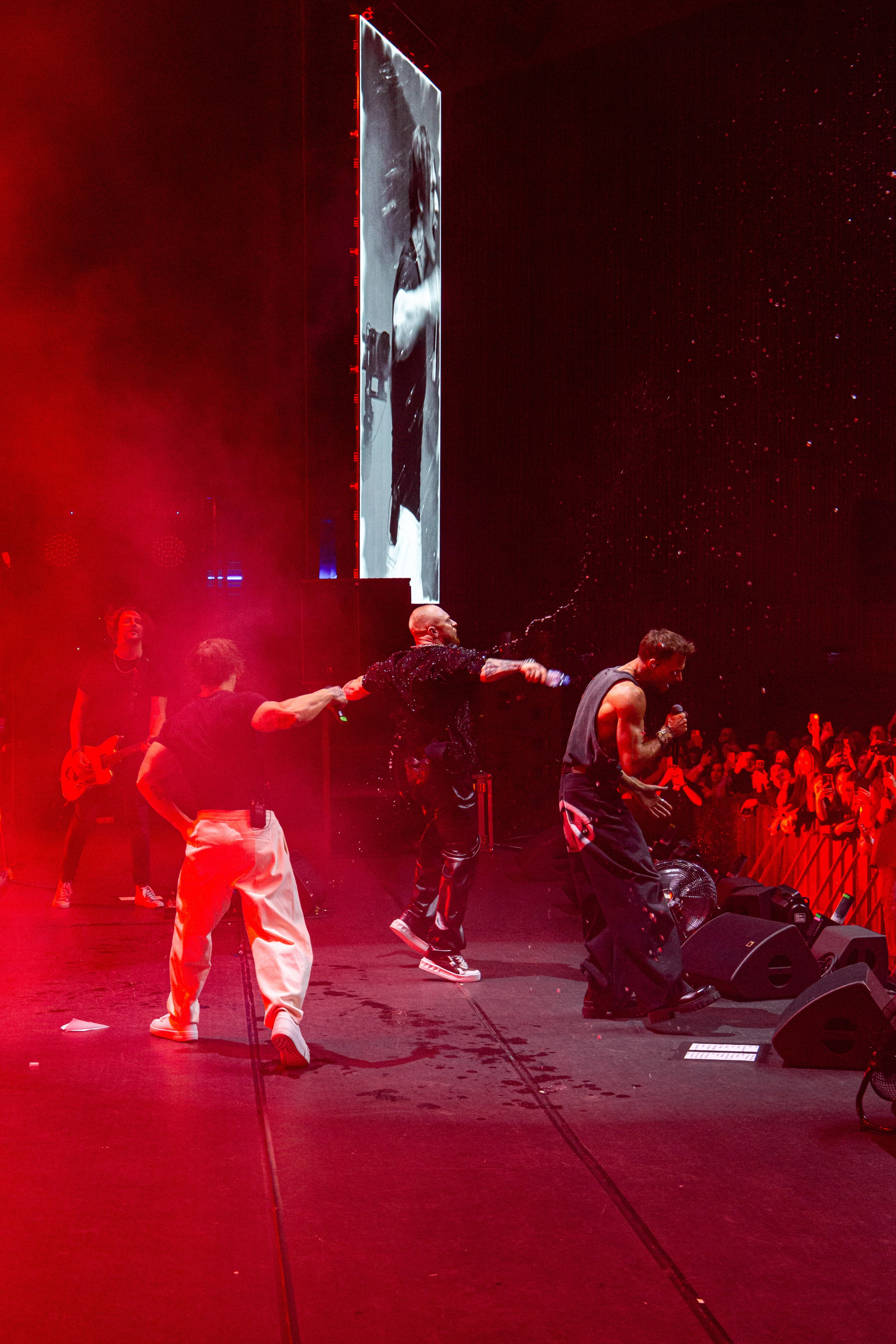 Концерт Лёши Свика