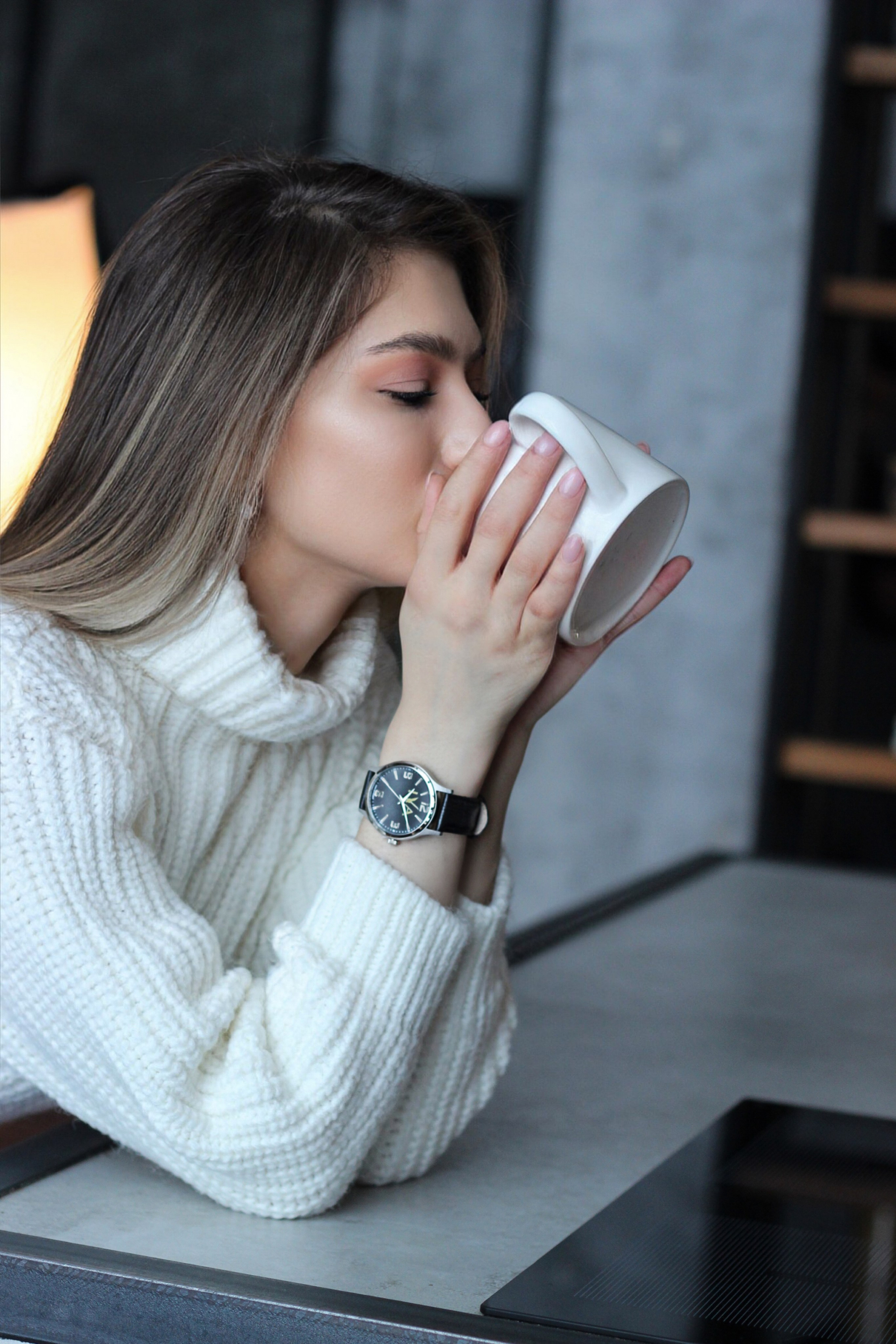 Часы IVA. Главная