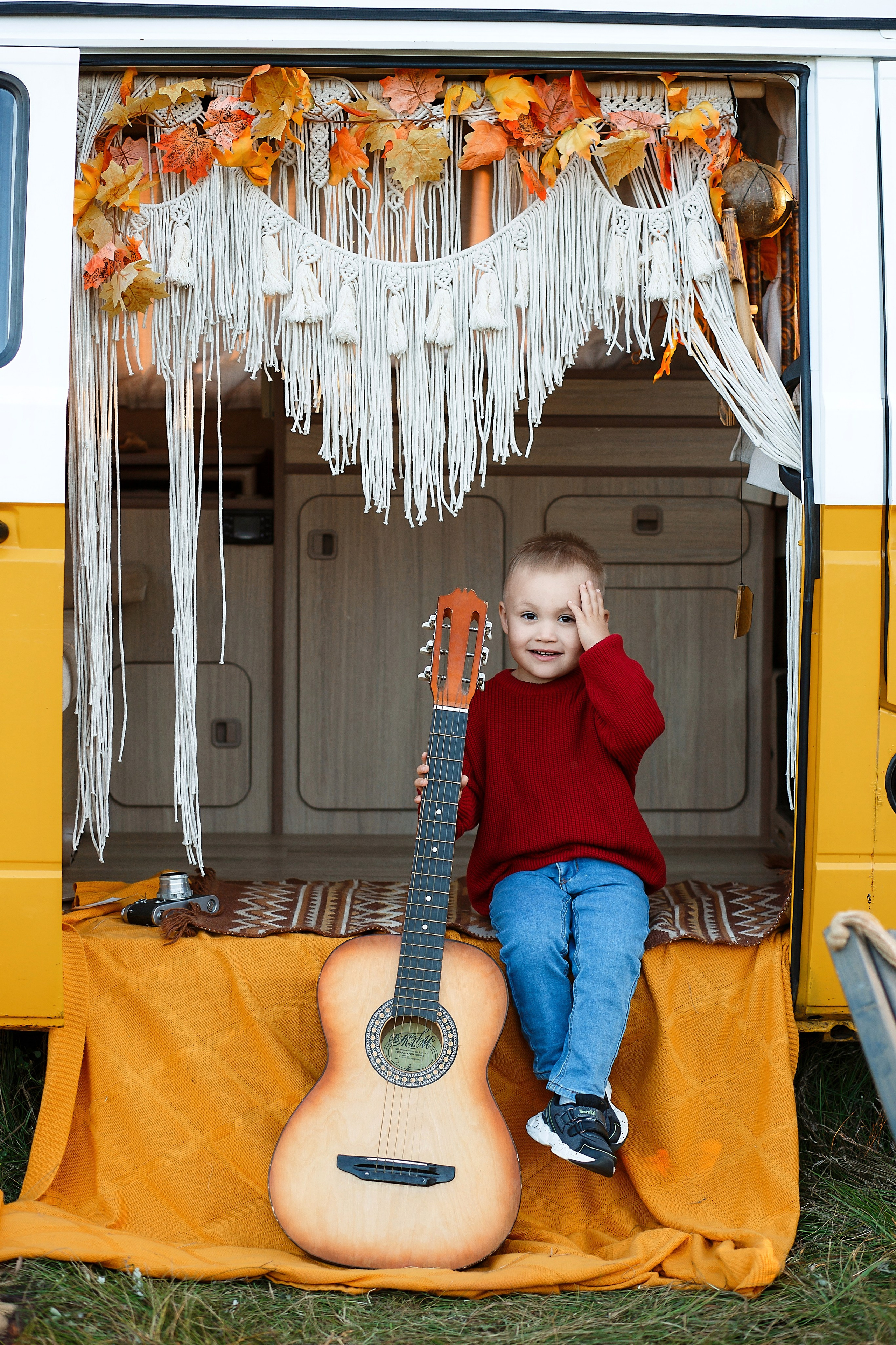 Желтый фургон. Семейный и детский фотограф в Стерлитамаке Разина Рахмангулова
