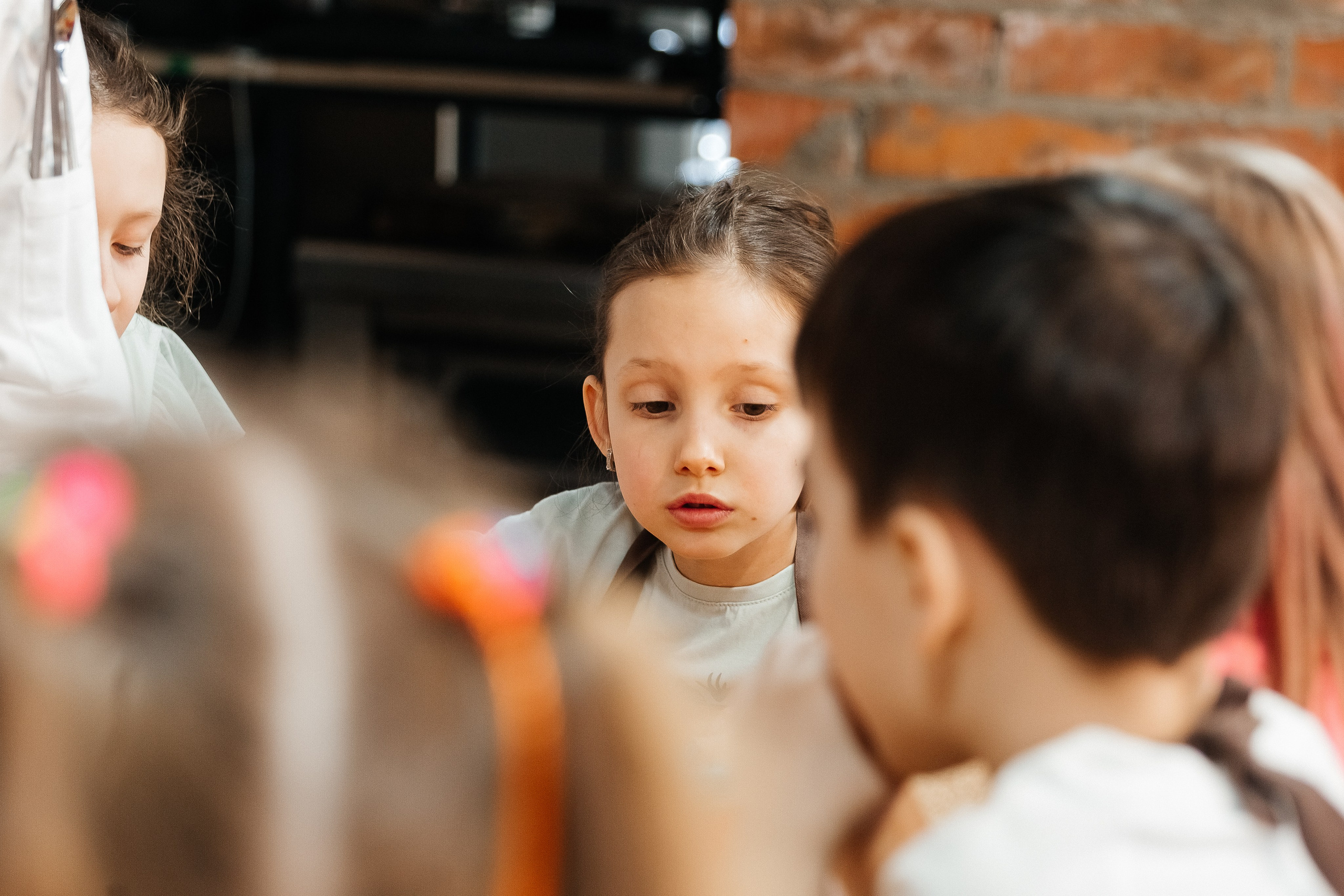 Детский мастер-класс в «АРТиШОК». Фотограф Кемерово | Сергей