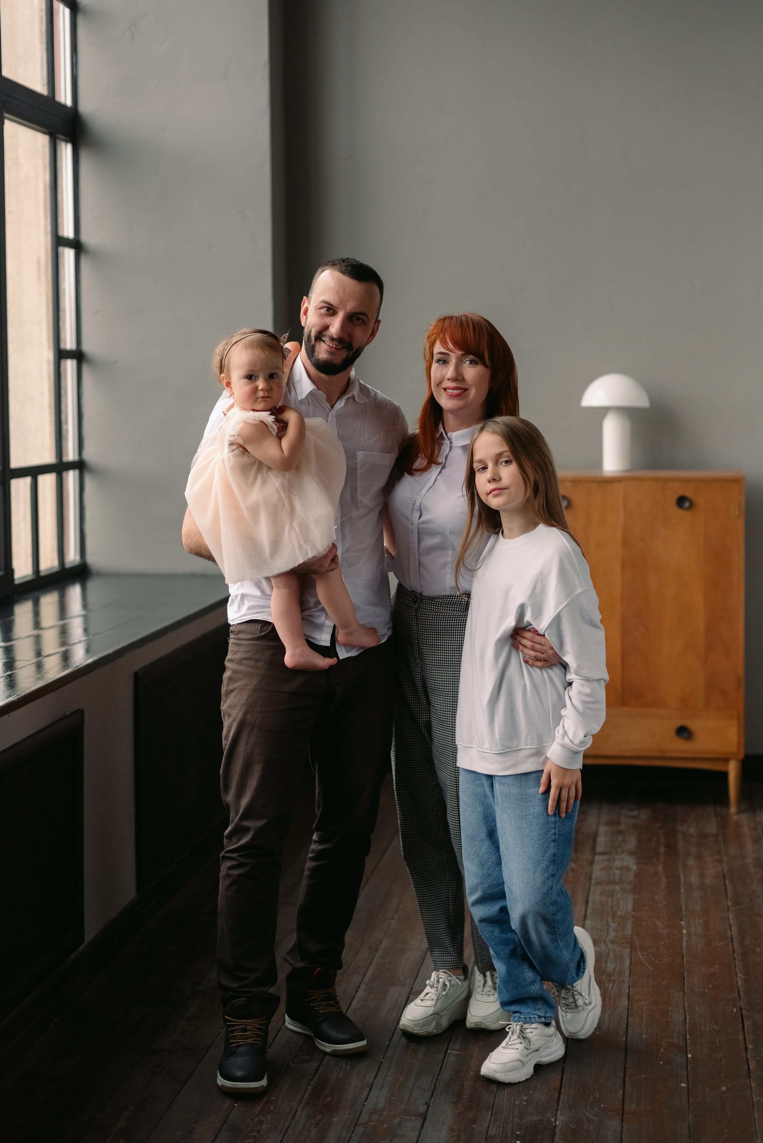 Семейная фотосессия в студии. Фотограф Юлия Кондратьева