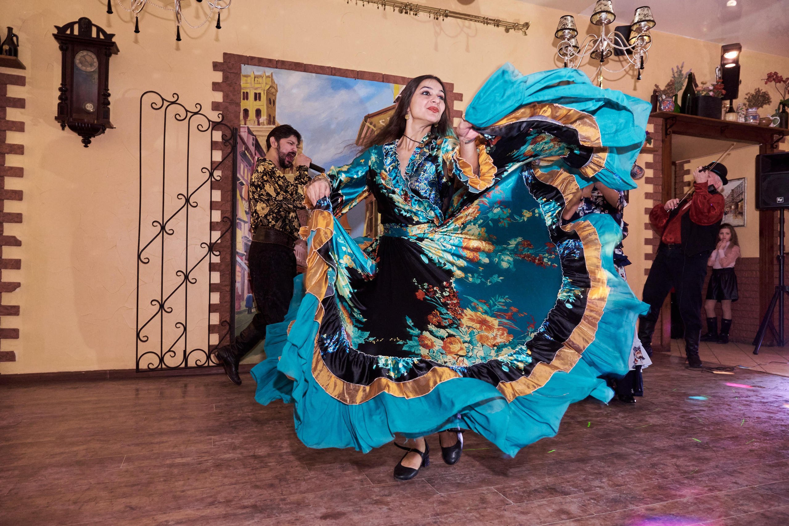 Торжества (юбилеи, корпоративные мероприятия). Выпускные Альбомы в Нижнем Новгороде