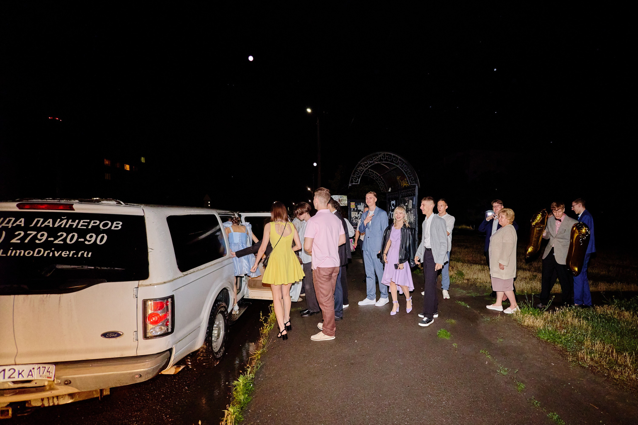 Выпускной 35 Сош. Фотограф Выпускные альбомы Таганрог Сергей Коробченко