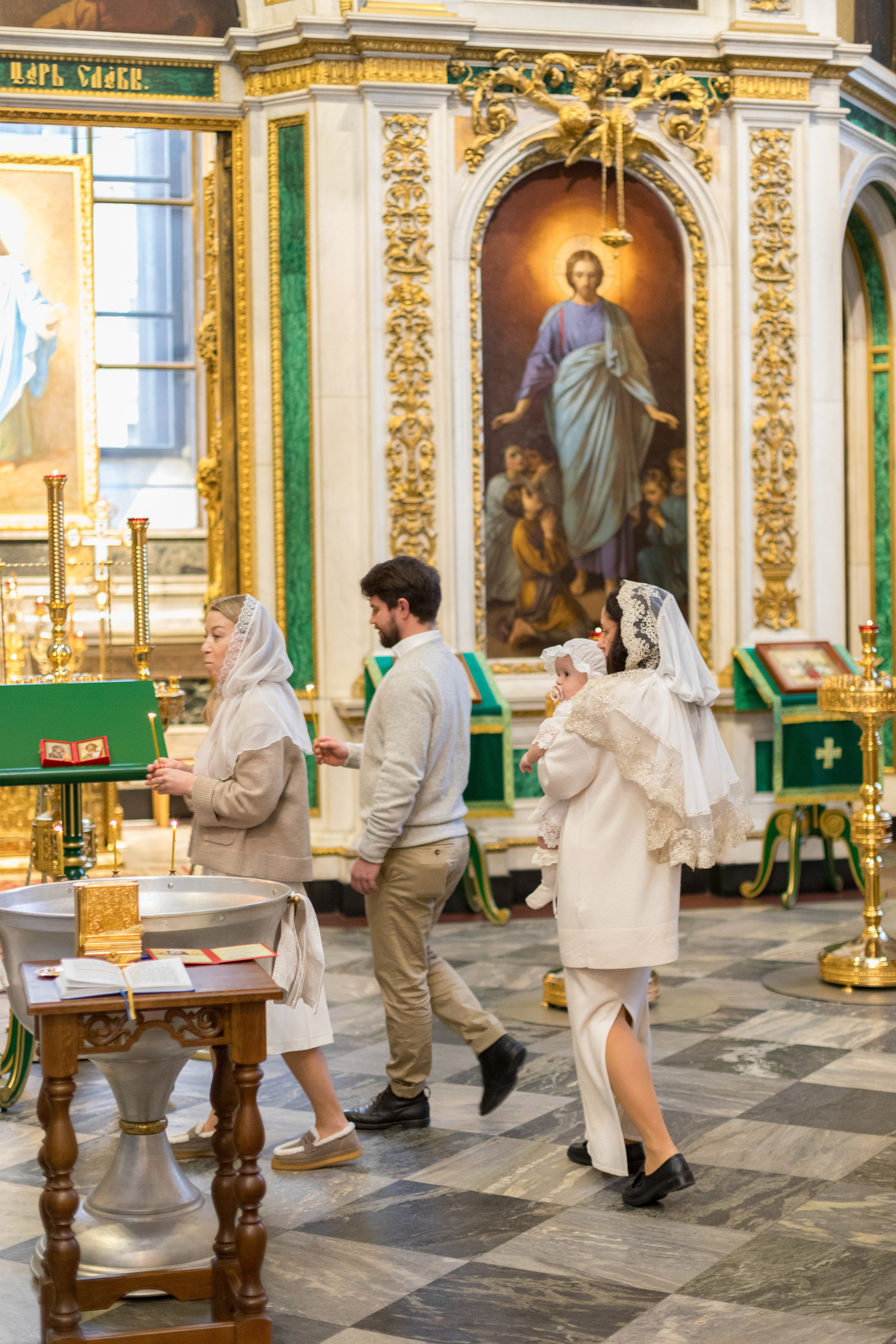 Крещение в Исакиевском соборе. Детский и контент фотограф Надя Волкова Санкт-Петербург