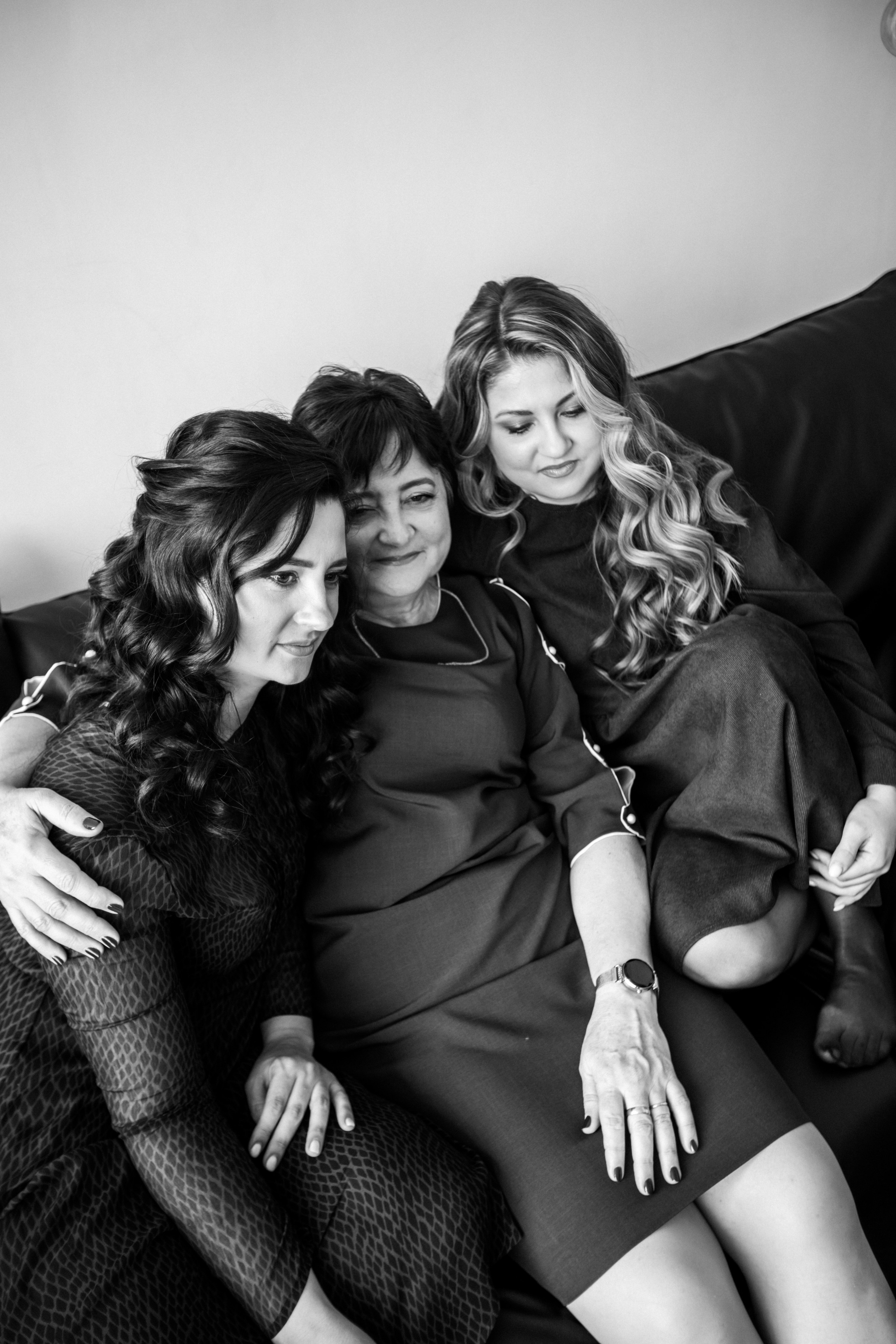 Настя, Маша и Мама. Главная