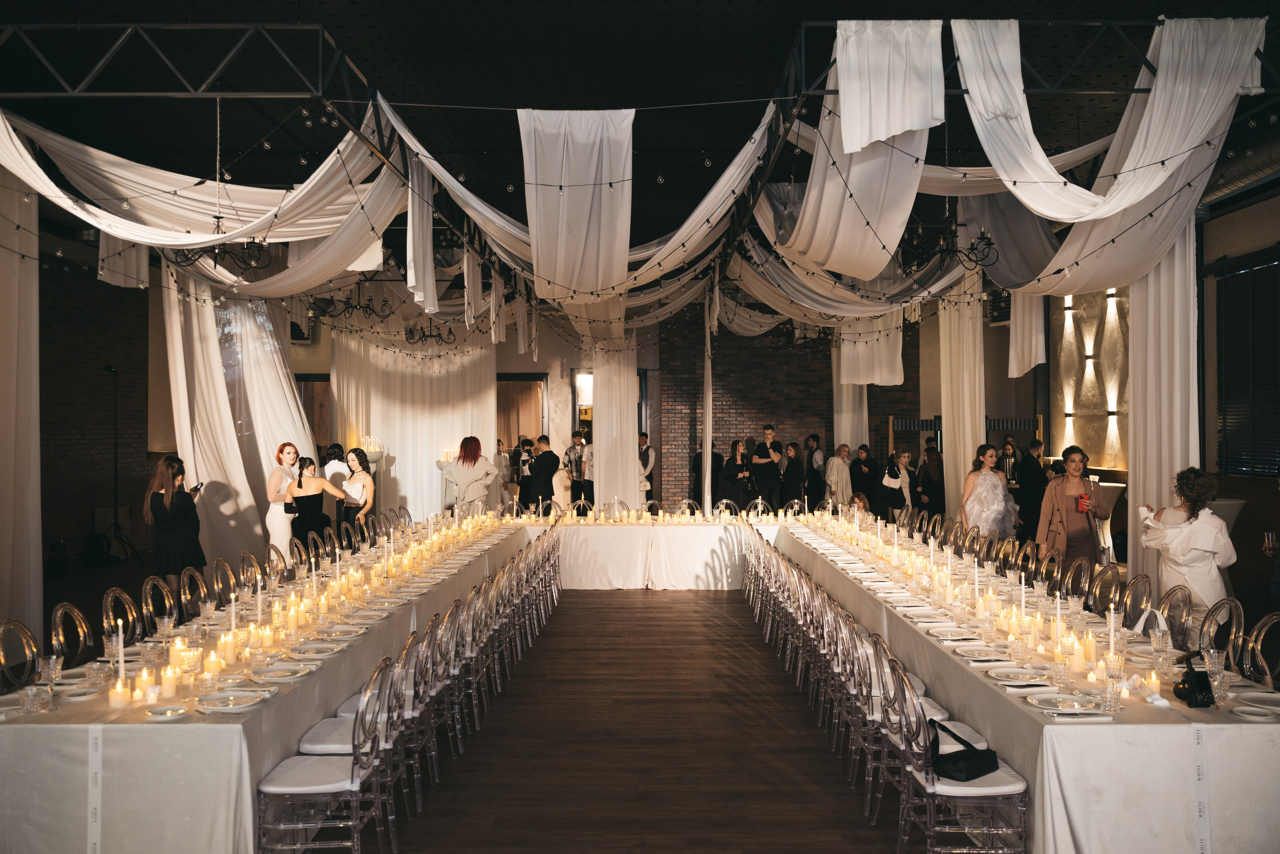 WhiteRoom Pre-wedding. Репортажный и свадебный фотограф в Сургуте