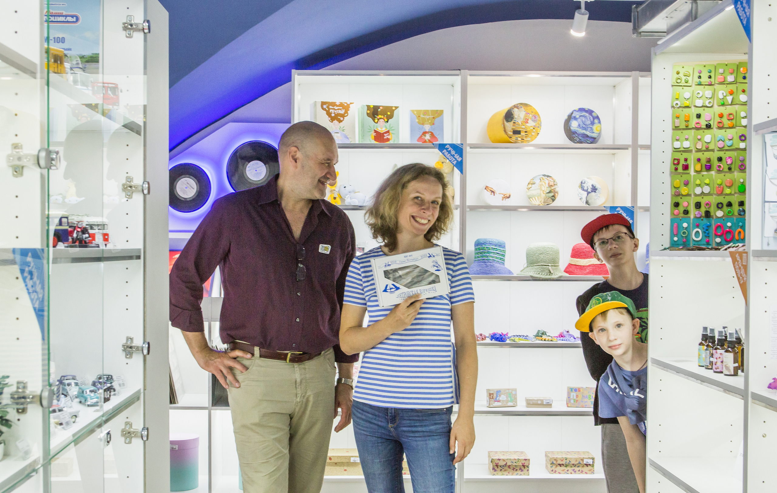 Открытие магазина — Твоя полка. Предметный и семейный фотограф в Санкт-Петербурге Катерина Стеклова