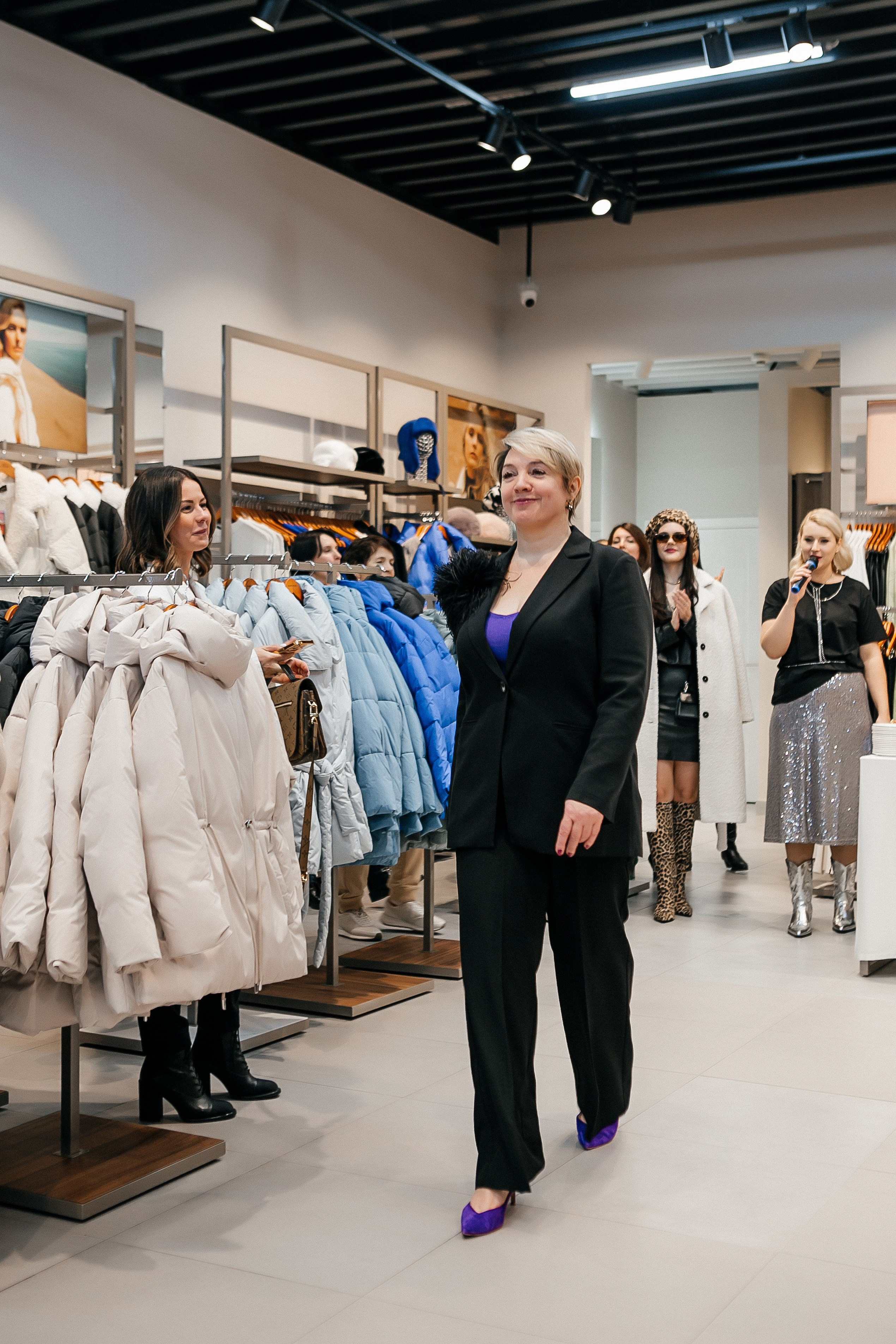 Открытие магазина SAVAGE. Контент фотограф, съемка для маркетплейсов, фуд съемка и репортажи в Новосибирске Ралия Галеева