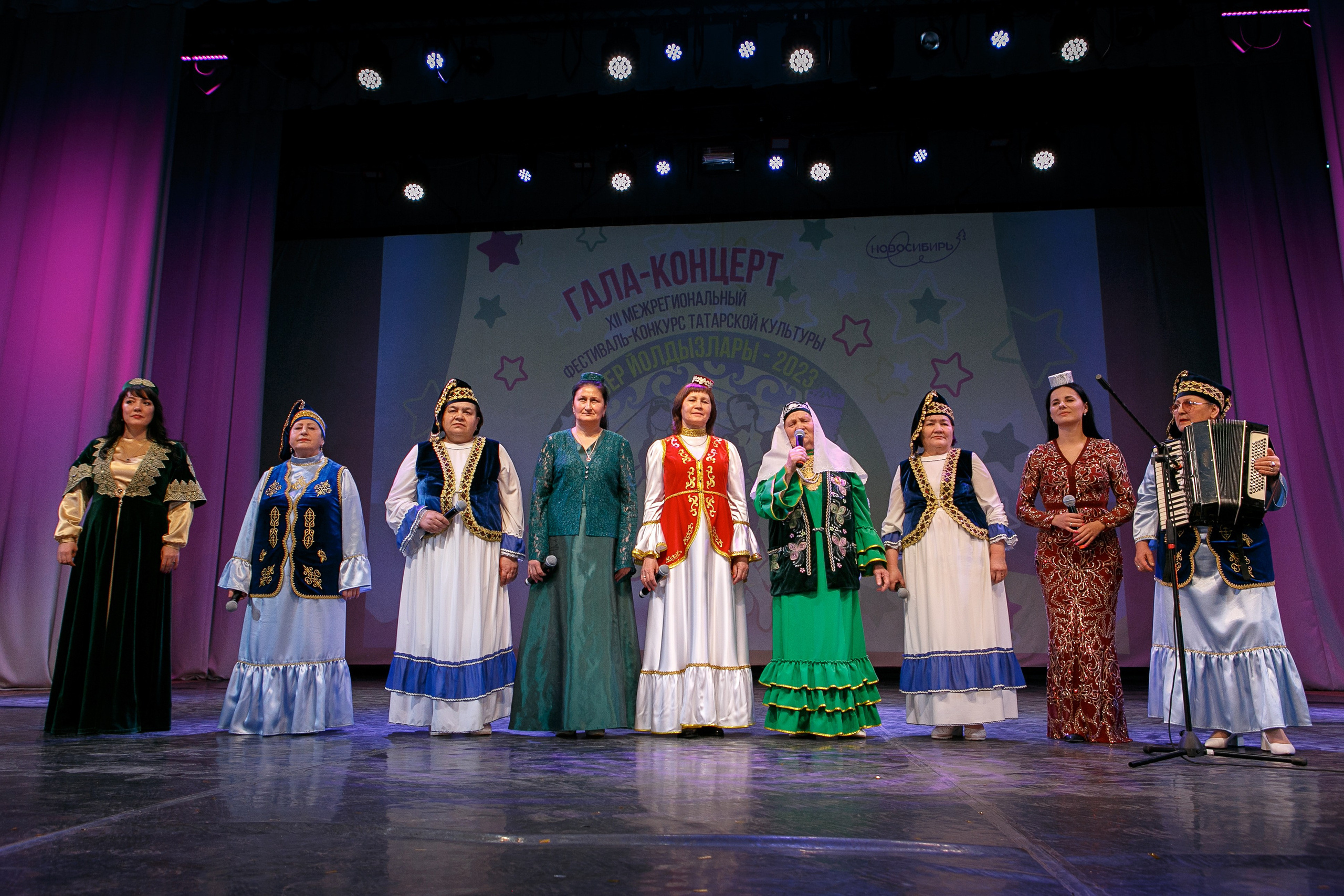 Межрегиональный фестиваль «Сибирские звезды». Контент фотограф, съемка для маркетплейсов, фуд съемка и репортажи в Новосибирске Ралия Галеева