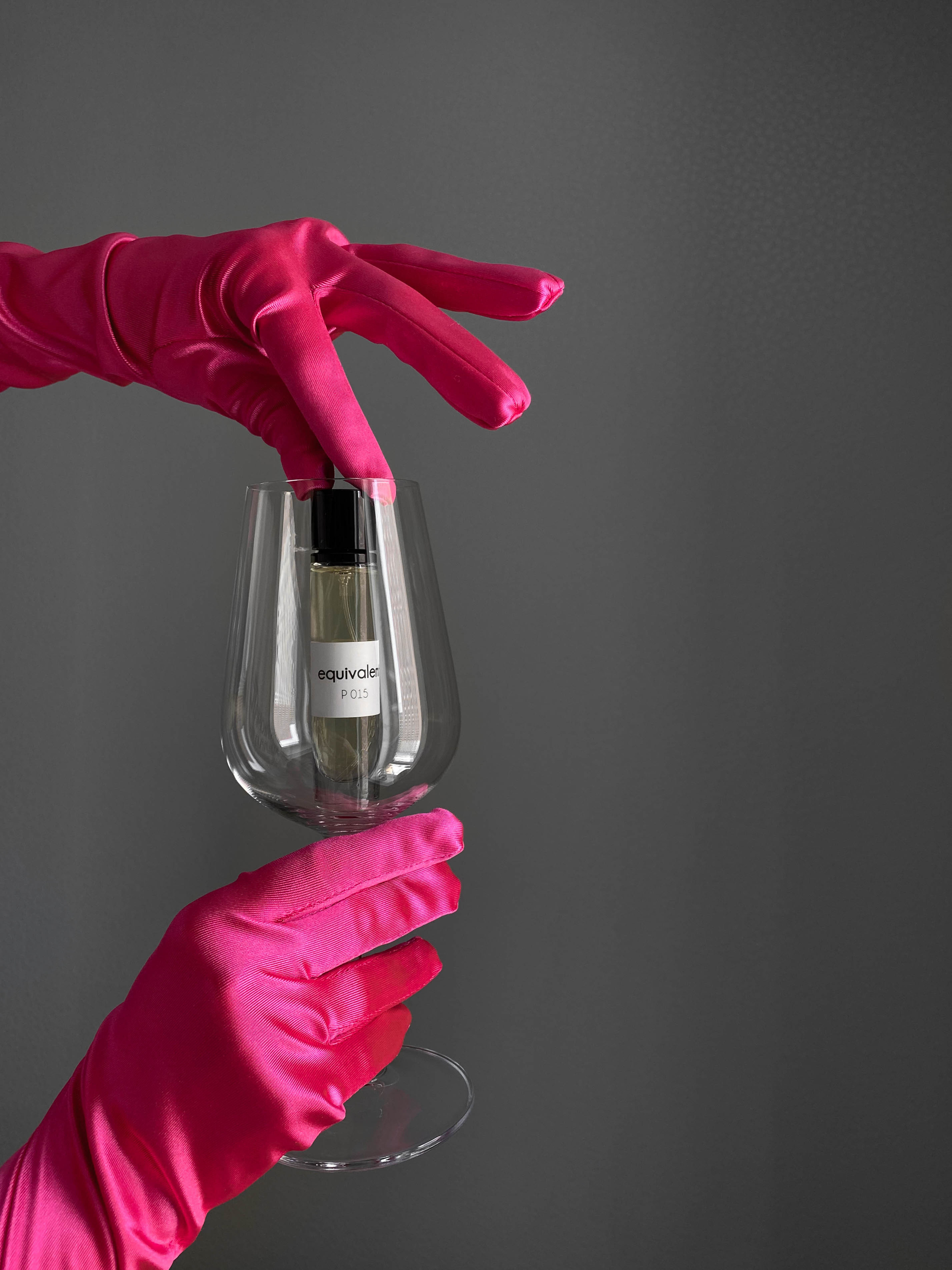 Съемка для бренда парфюма Ponti Parfum. Фотограф Валерия Горбунова Подольск Бутово Видное Щербинка