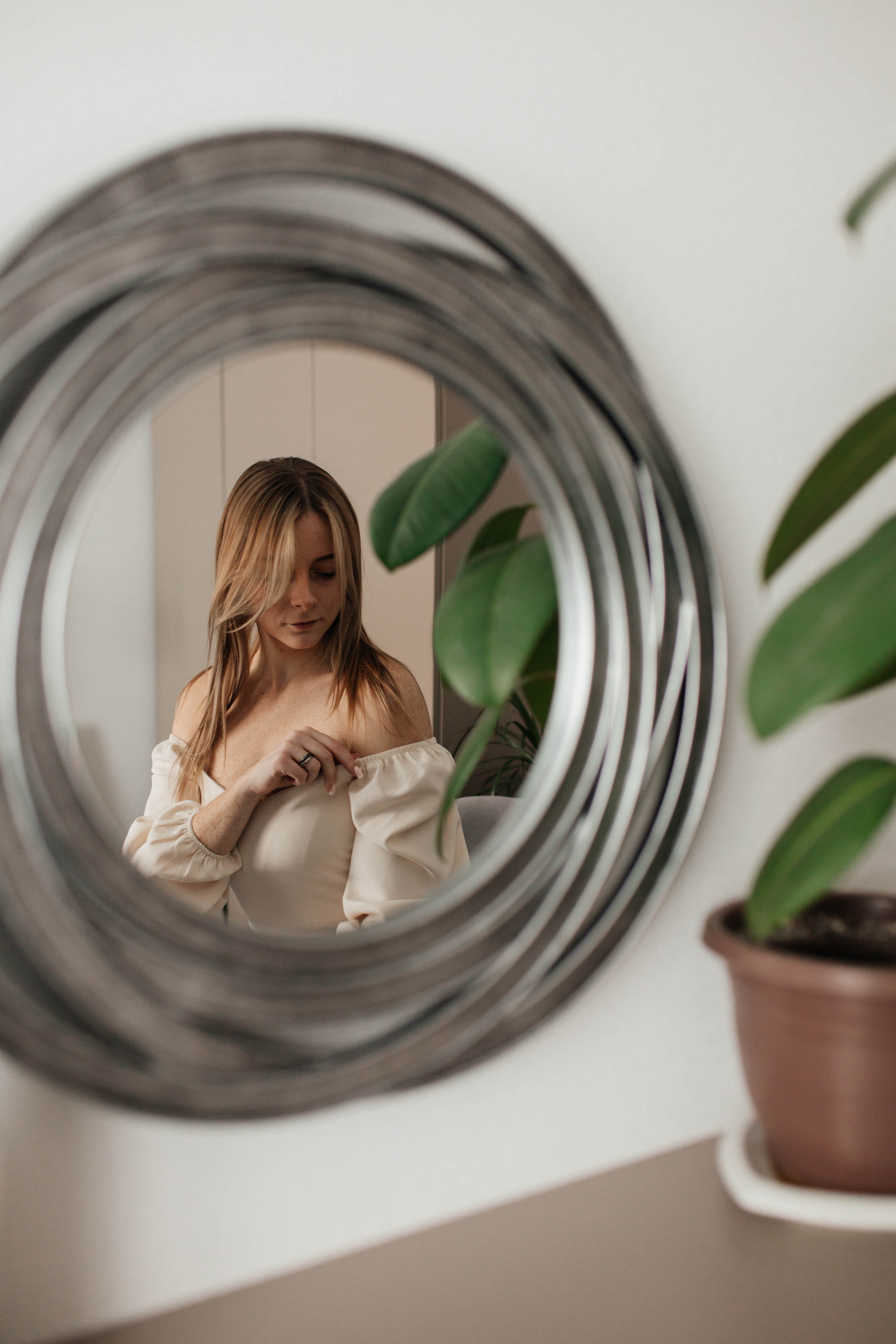 Короткая домашняя фотосессия накануне дня рождения Насти. Фотограф Валерия Горбунова Подольск Бутово Видное Щербинка