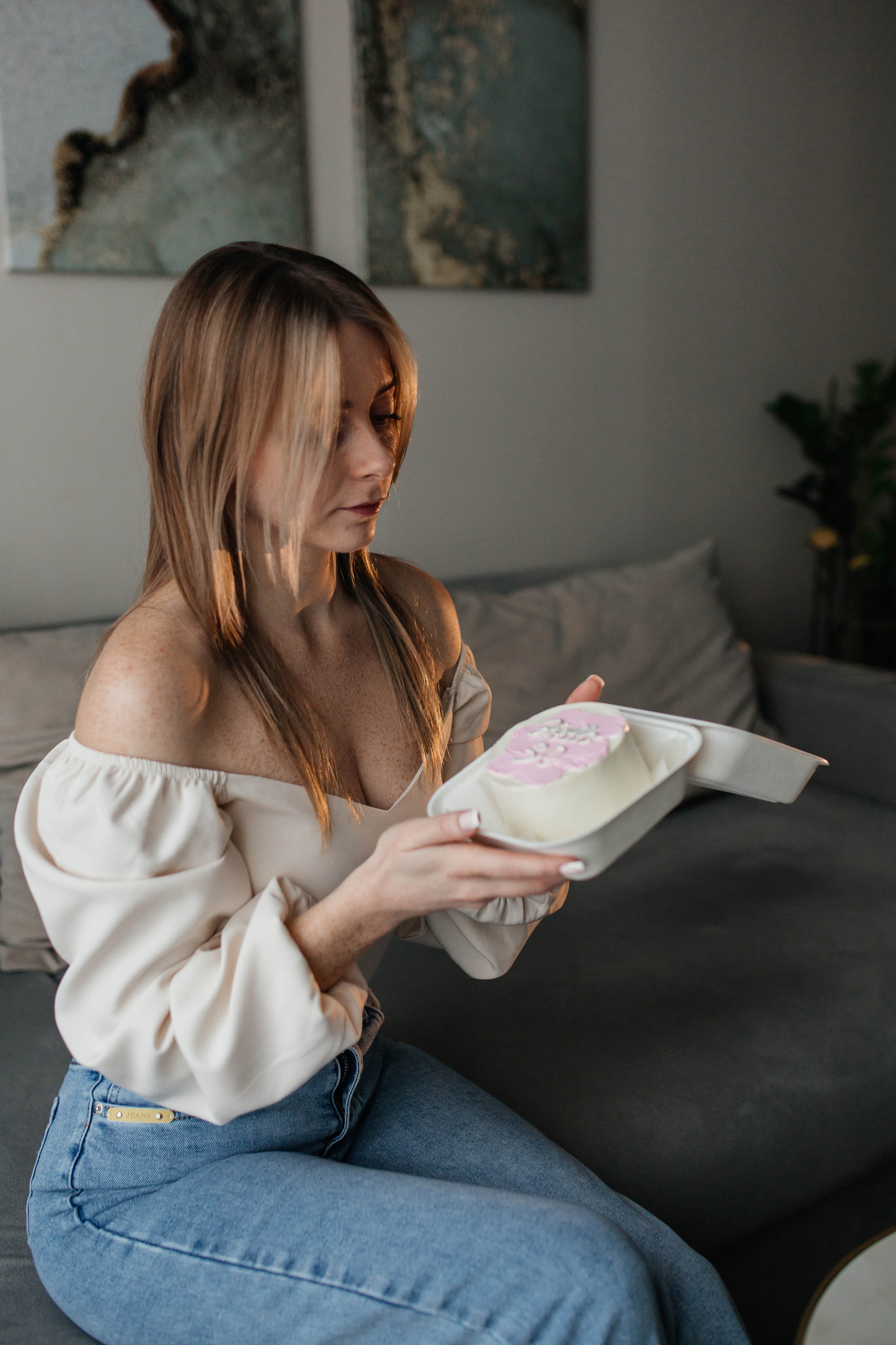 Короткая домашняя фотосессия накануне дня рождения Насти. Фотограф Валерия Горбунова Подольск Бутово Видное Щербинка