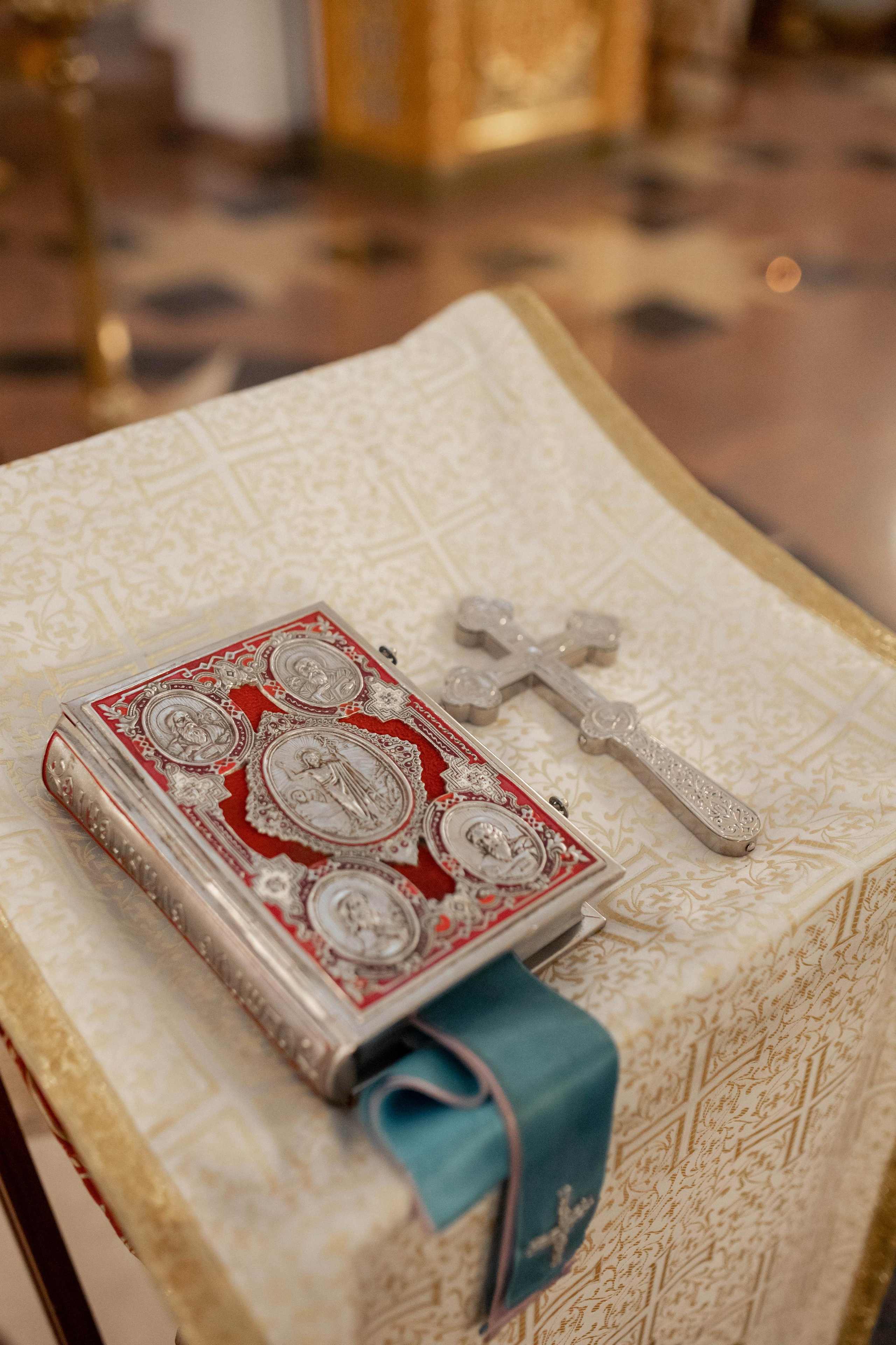 Венчание в Церкви поселения Воскресенское, фотосессия. Фотограф Валерия Горбунова Подольск Бутово Видное Щербинка