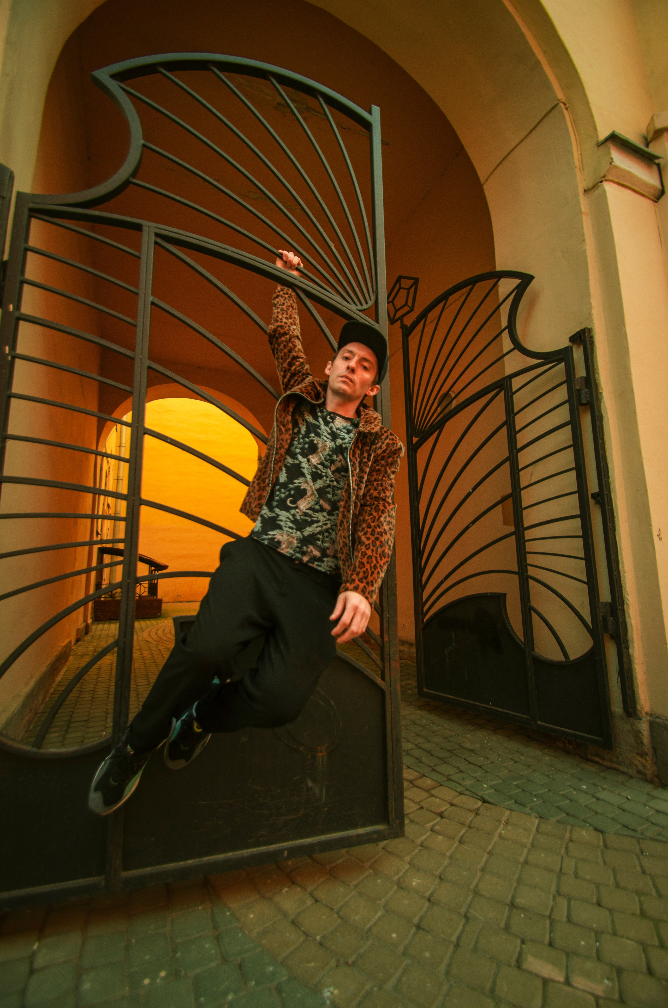 Илья Дель. ОЧЕНЬ ПЛОХОЙ ФОТОГРАФ