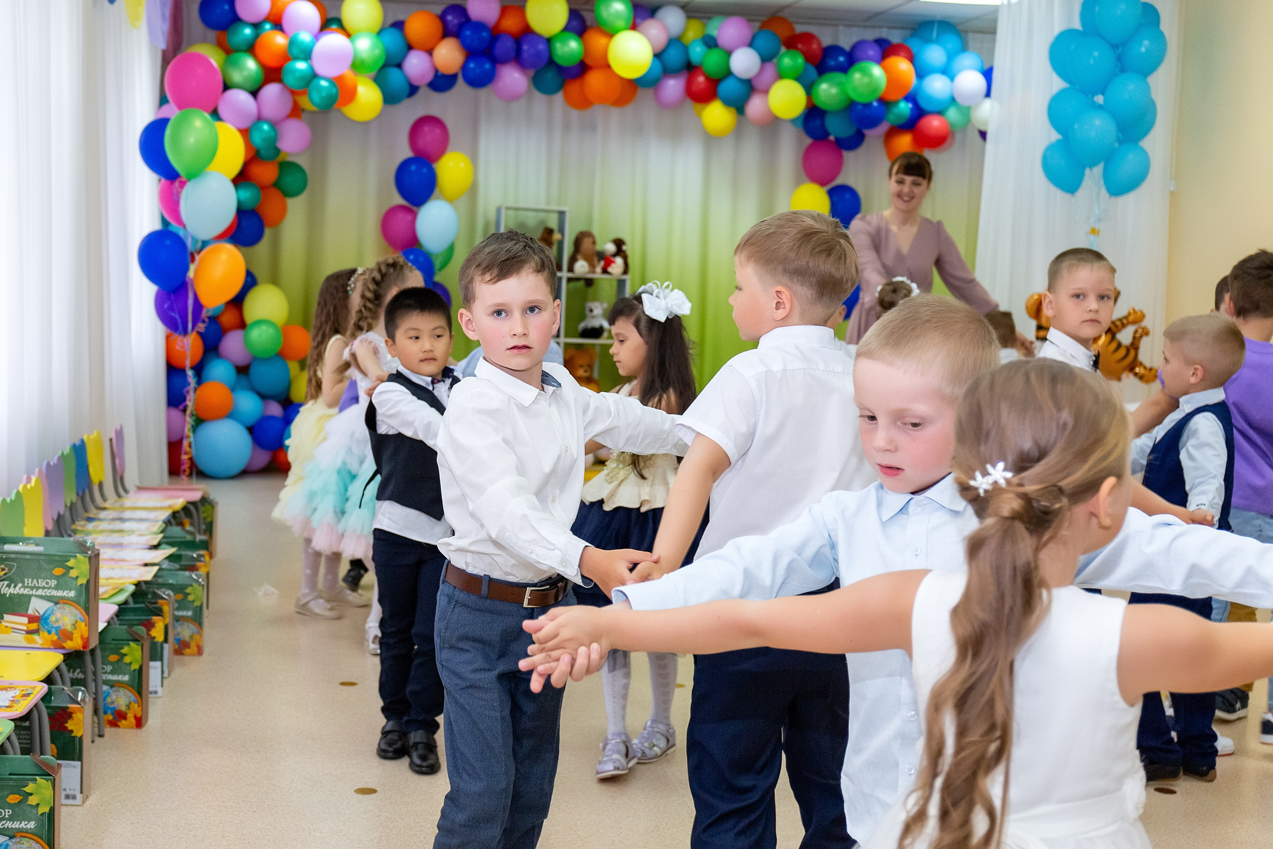 Выпускной. Детский сад «Тигрёнок». Стильный выпускной альбом Владивосток фотограф Вероника Мигачева