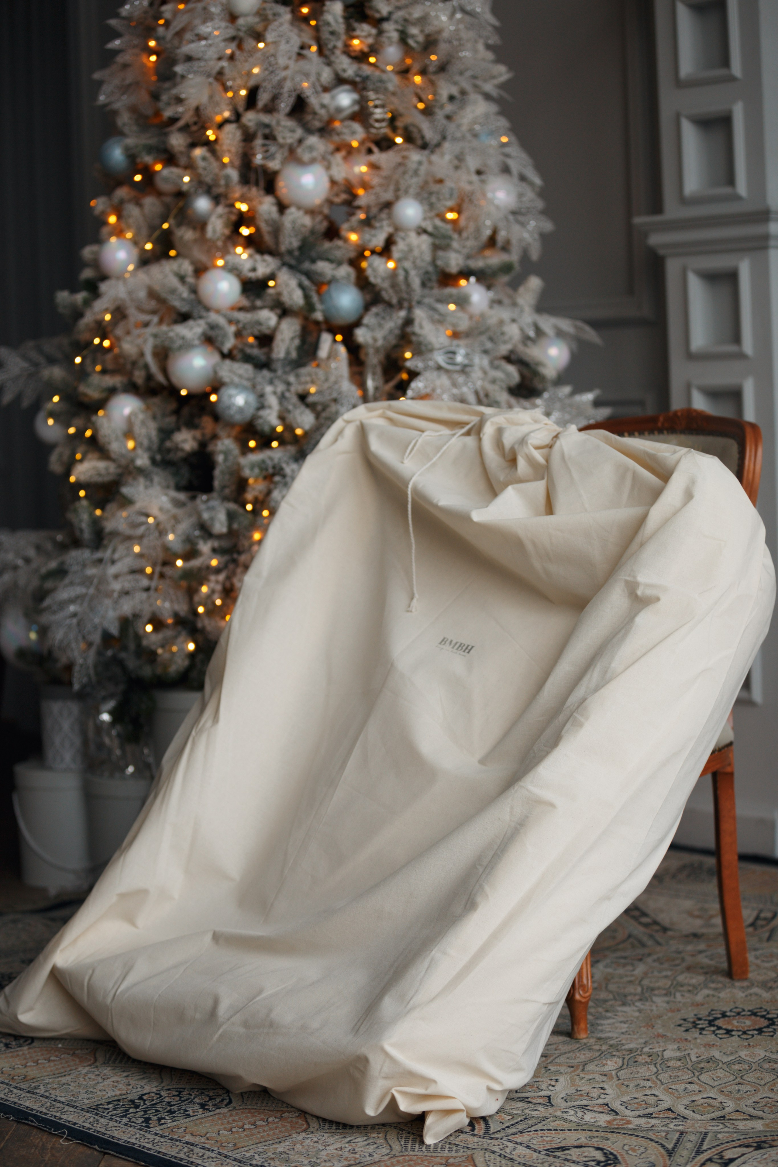 Bmbh лежанки и адресники. Фотограф анималист Кристина Карпова, Москва